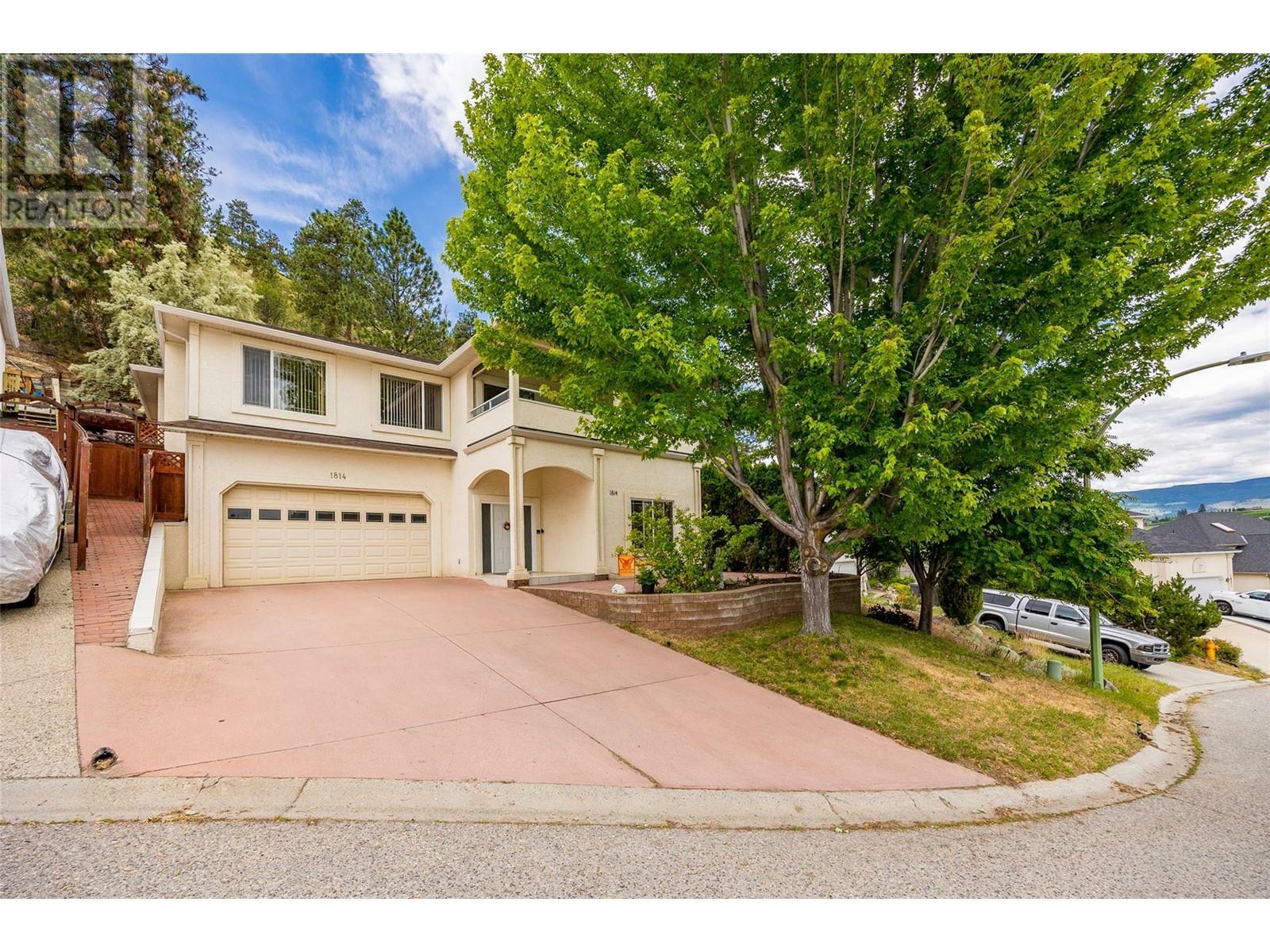 KELOWNA, British Columbia, V1V 1X3, CA, 4 Bedrooms Bedrooms, ,3 BathroomsBathrooms,Residential,For Sale,1876353