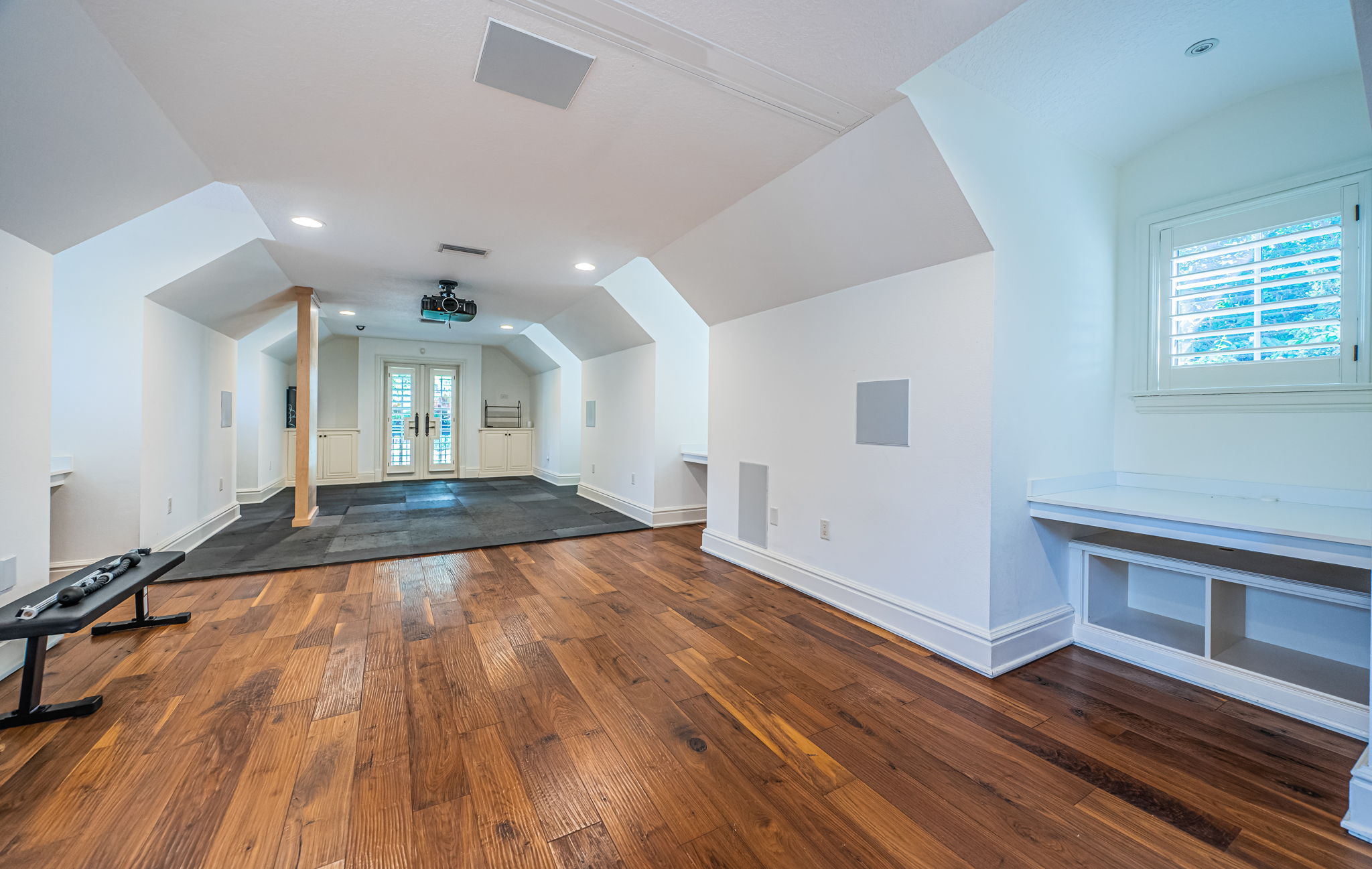 118 Harbor View Lane, Belleair Bluffs, Florida, 33770, United States, 5 Bedrooms Bedrooms, ,6 BathroomsBathrooms,Residential,For Sale,118 Harbor View Lane,1689192