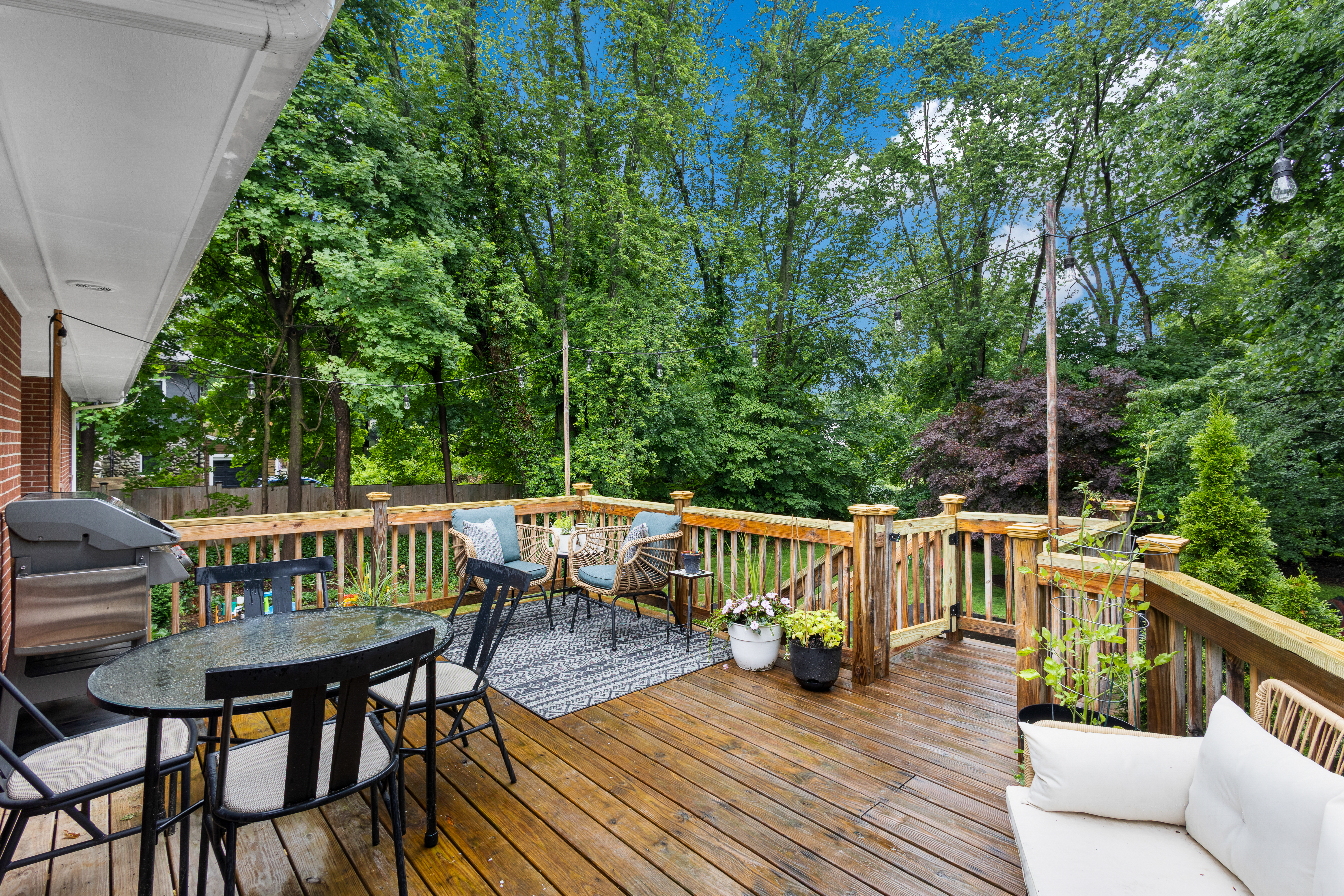  115 Walnut Street, Dedham, MA, 02026 - 物件實景