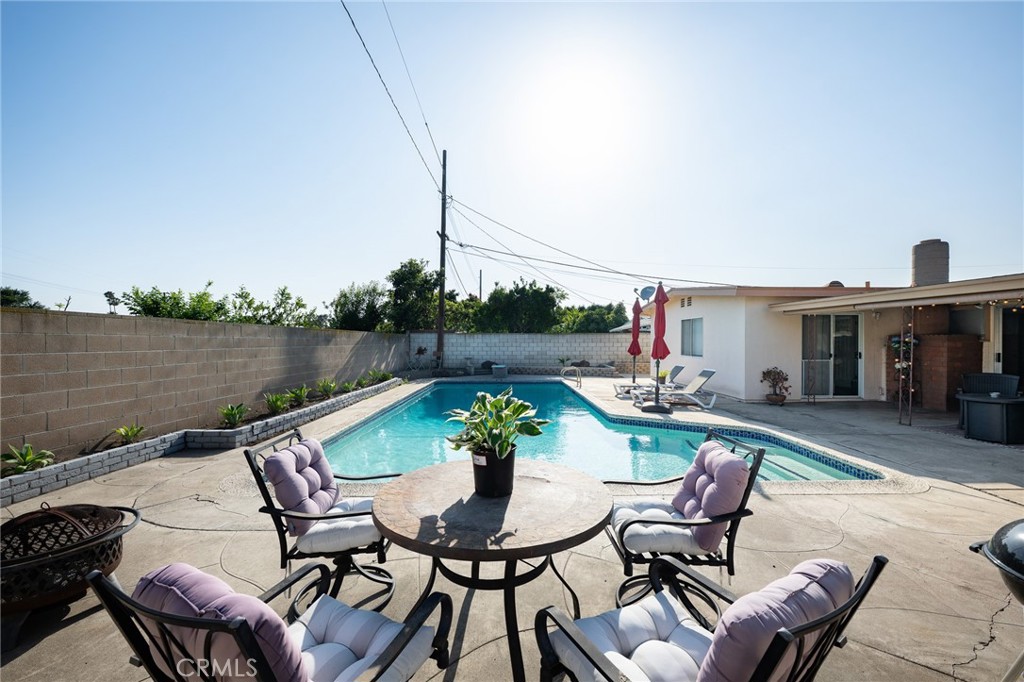 Garden Grove, California, 92841, United States, 4 Bedrooms Bedrooms, ,2 BathroomsBathrooms,Residential,For Sale,1846851