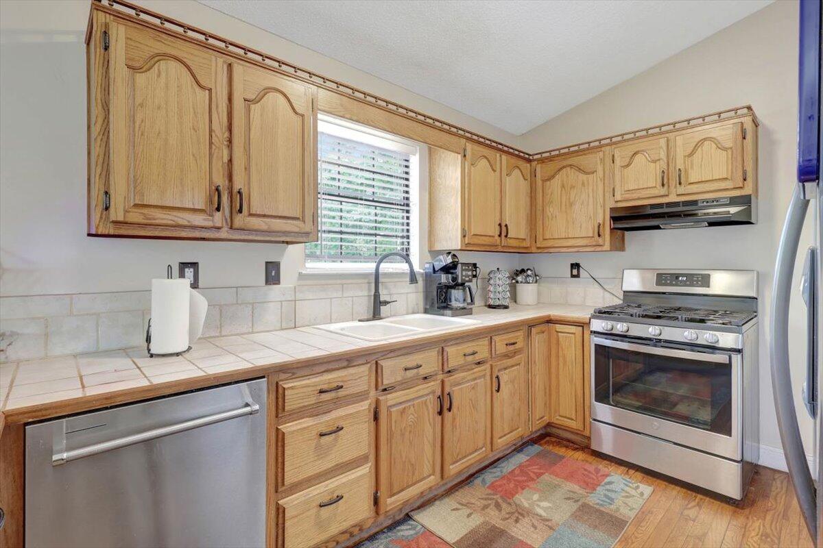 Dayton, Tennessee, 37321, United States, 3 Bedrooms Bedrooms, ,3 BathroomsBathrooms,Residential,For Sale,1967660