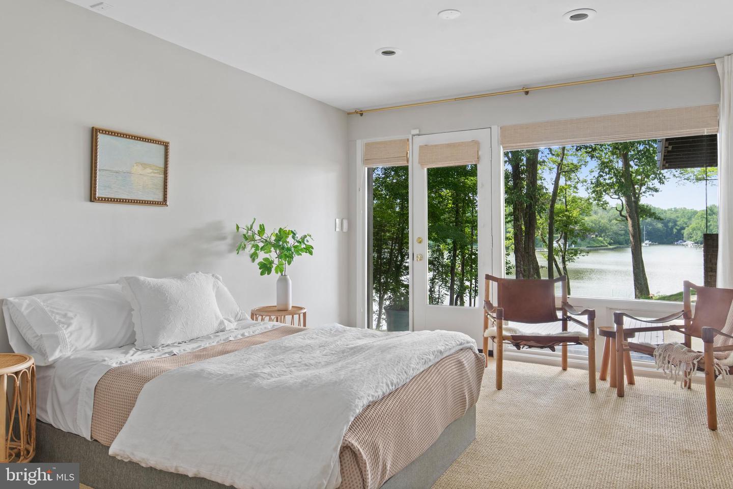 Annapolis, Maryland, 21403, United States, 5 Bedrooms Bedrooms, ,4 BathroomsBathrooms,Residential,For Sale,1895368