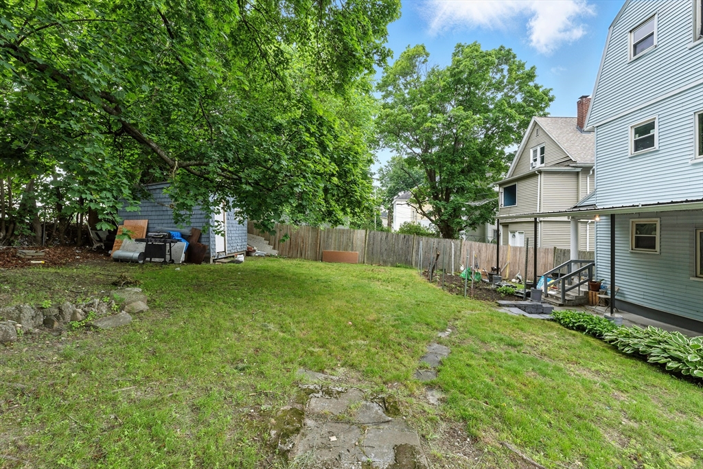 Worcester, Massachusetts, 01603, United States, 9 Bedrooms Bedrooms, ,3 BathroomsBathrooms,Residential,For Sale,1927945