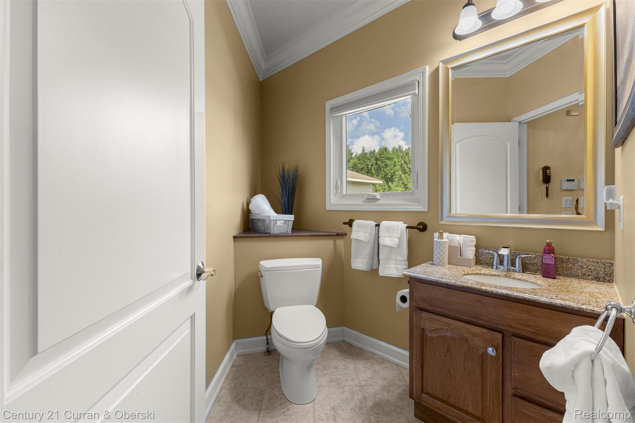 Groveland Township, Michigan, 48442, United States, 5 Bedrooms Bedrooms, ,6 BathroomsBathrooms,Residential,For Sale,1982712