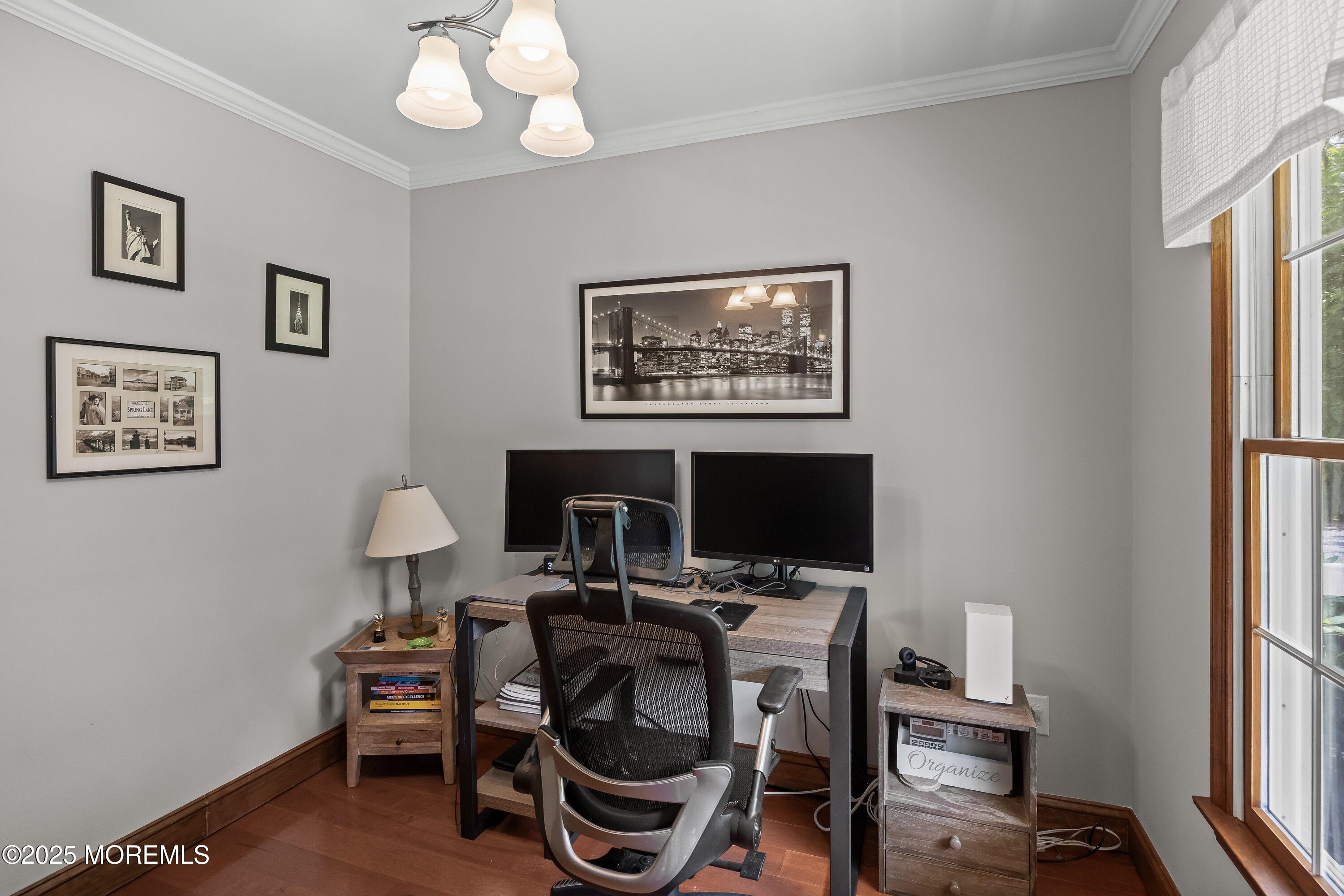Cream Ridge, New Jersey, 08514, United States, 4 Bedrooms Bedrooms, ,3 BathroomsBathrooms,Residential,For Sale,1904272