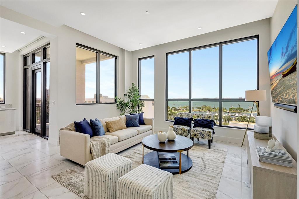 Sarasota, Florida, 34236, United States, 3 Bedrooms Bedrooms, ,4 BathroomsBathrooms,Residential,For Sale,1828539