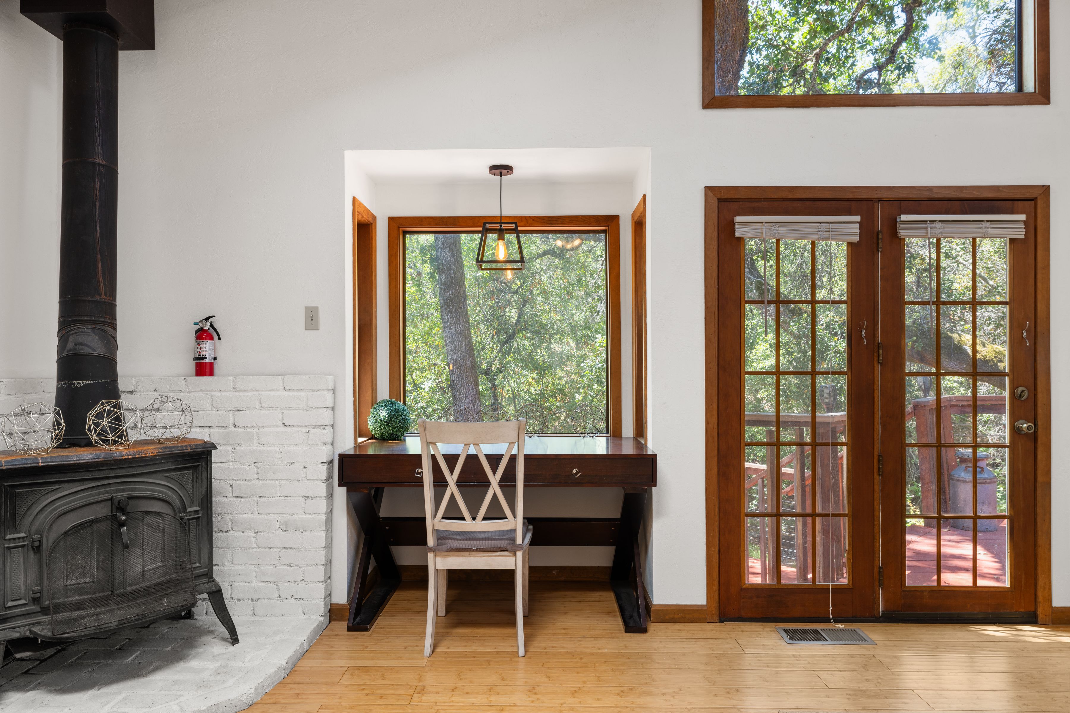  1595 Warm Springs Road - 物件實景