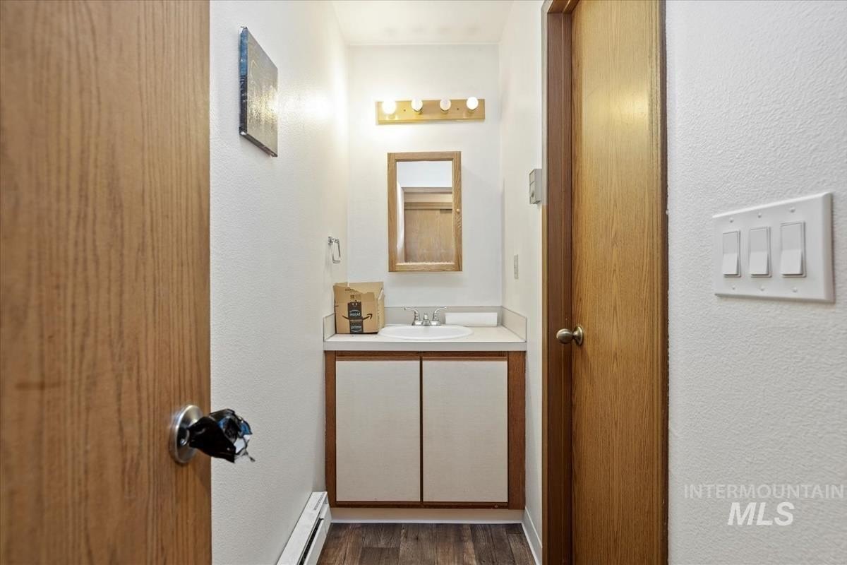 Boise, Idaho, 83706, United States, 8 Bedrooms Bedrooms, ,8 BathroomsBathrooms,Residential,For Sale,1977285