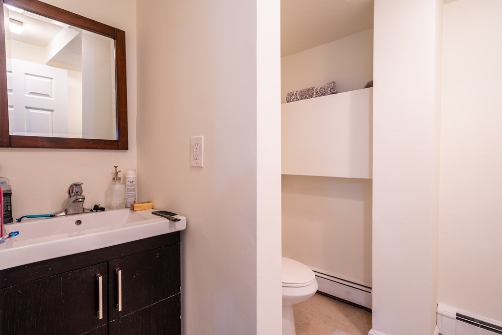 Wrentham, Massachusetts, 02093, United States, 3 Bedrooms Bedrooms, ,5 BathroomsBathrooms,Residential,For Sale,1851924