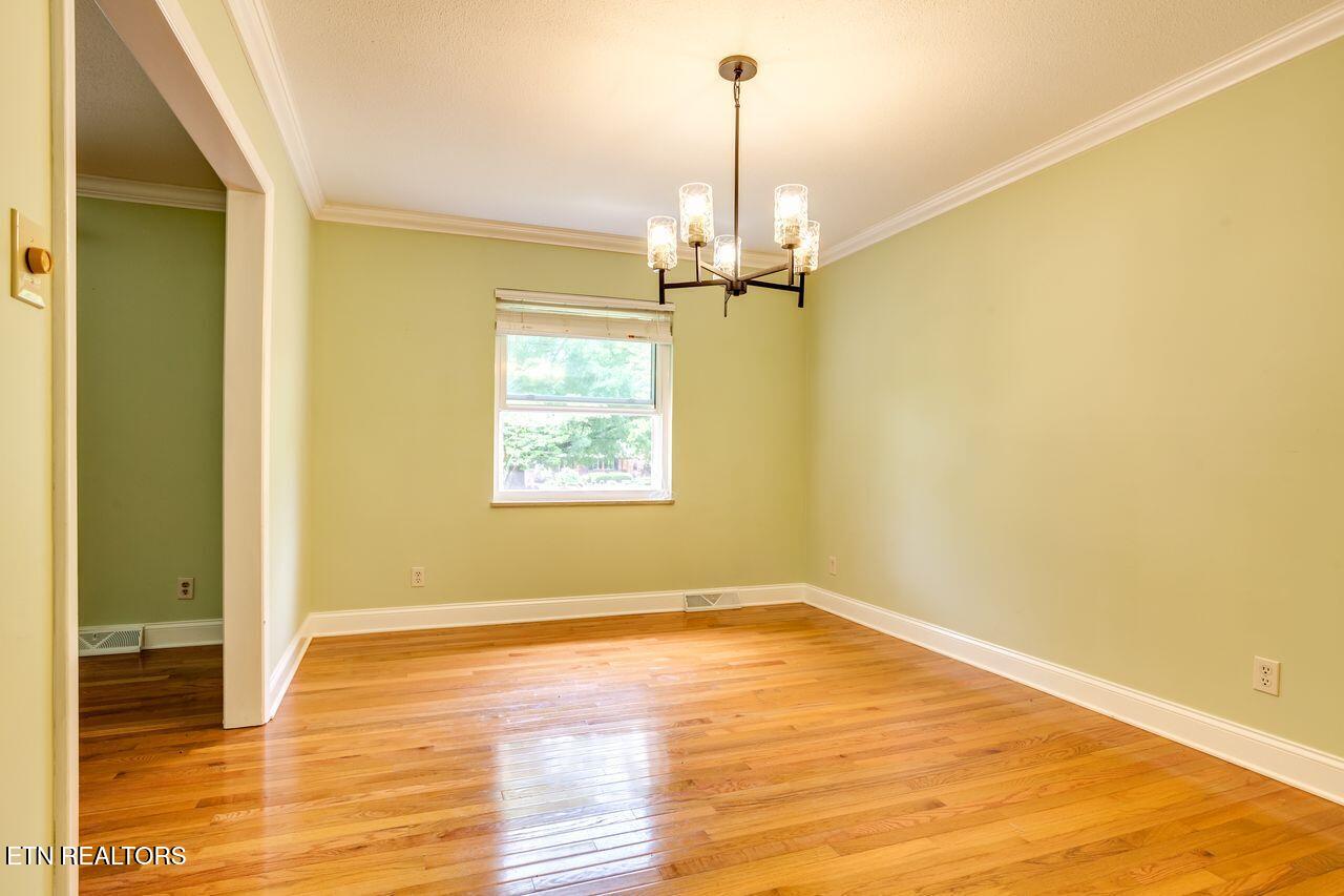 Knoxville, Tennessee, 37934, United States, 4 Bedrooms Bedrooms, ,2 BathroomsBathrooms,Residential,For Sale,2048398