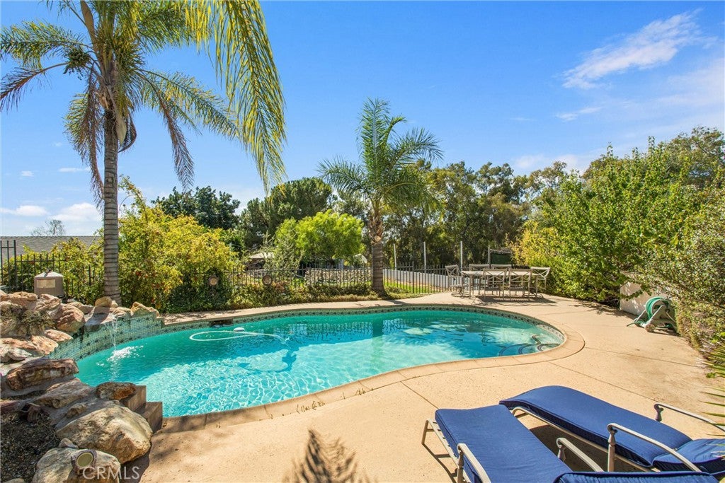 Cherry Valley, California, 92223, United States, 6 Bedrooms Bedrooms, ,3 BathroomsBathrooms,Residential,For Sale,1973904