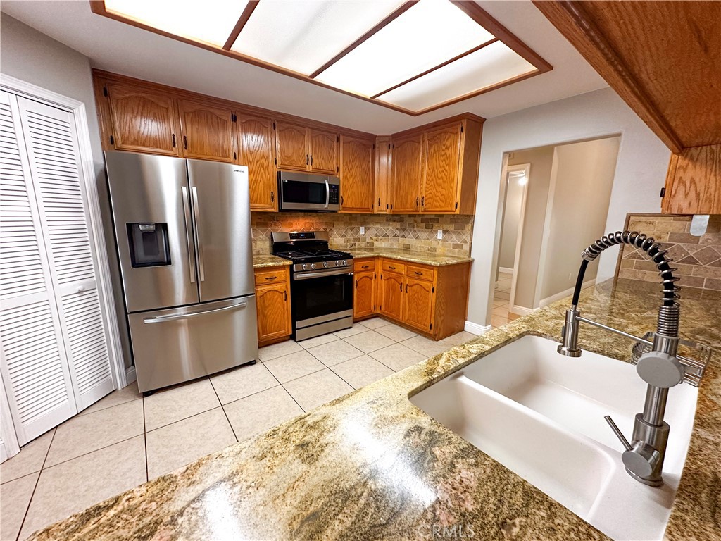 Bakersfield, California, 93312, United States, 3 Bedrooms Bedrooms, ,2 BathroomsBathrooms,Residential,For Sale,1915632