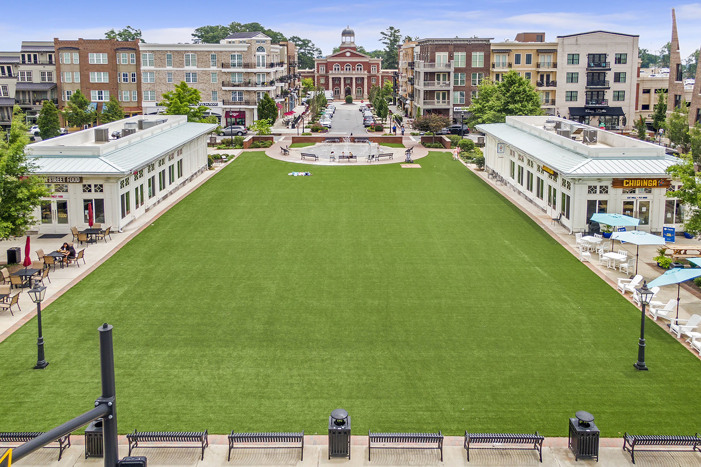  One of the Last Remaining Opportunities on Sought-After Meadow Drive in Downtown - 物件實景
