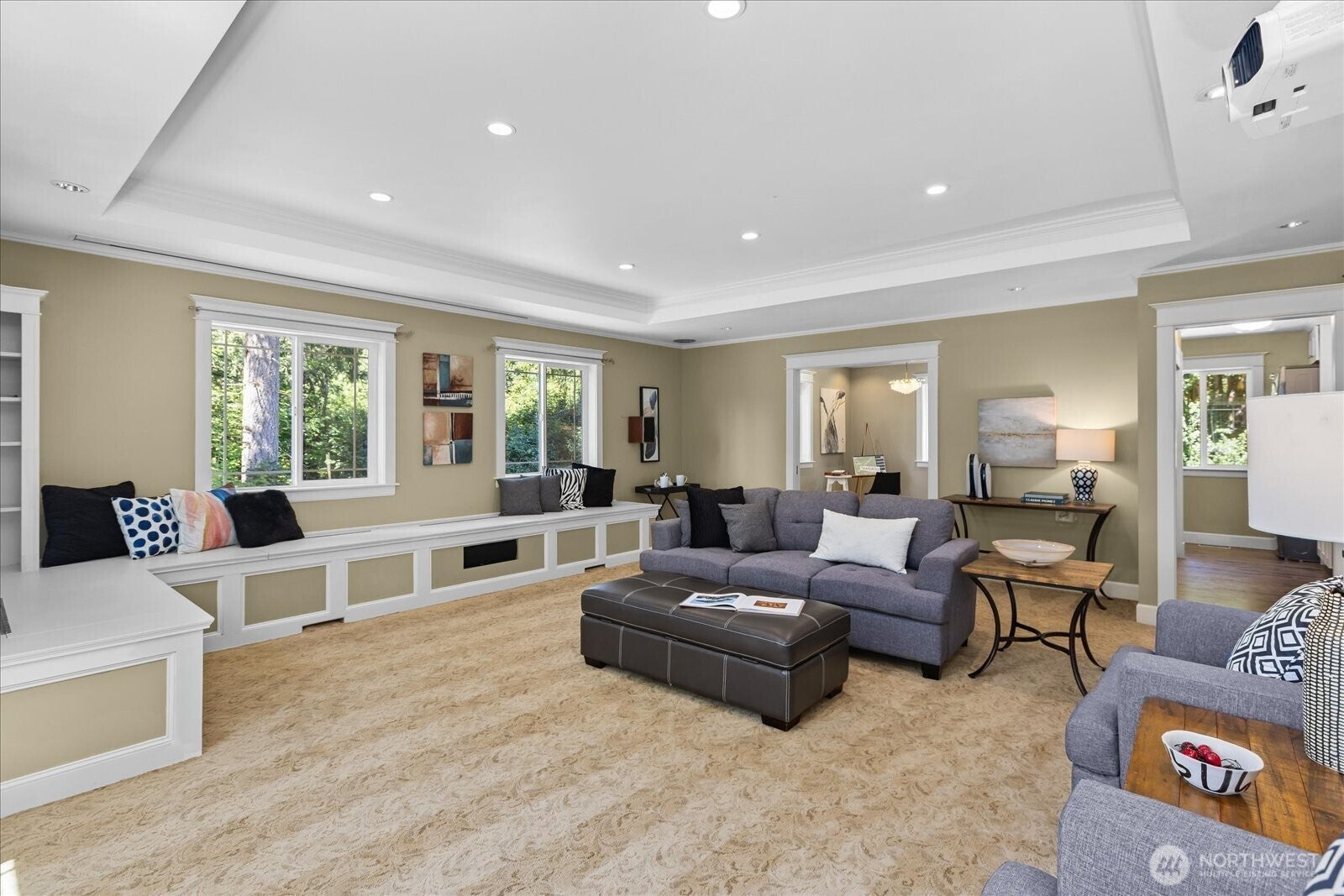 Woodinville, Washington, 98072, United States, 4 Bedrooms Bedrooms, ,2 BathroomsBathrooms,Residential,For Sale,1979397