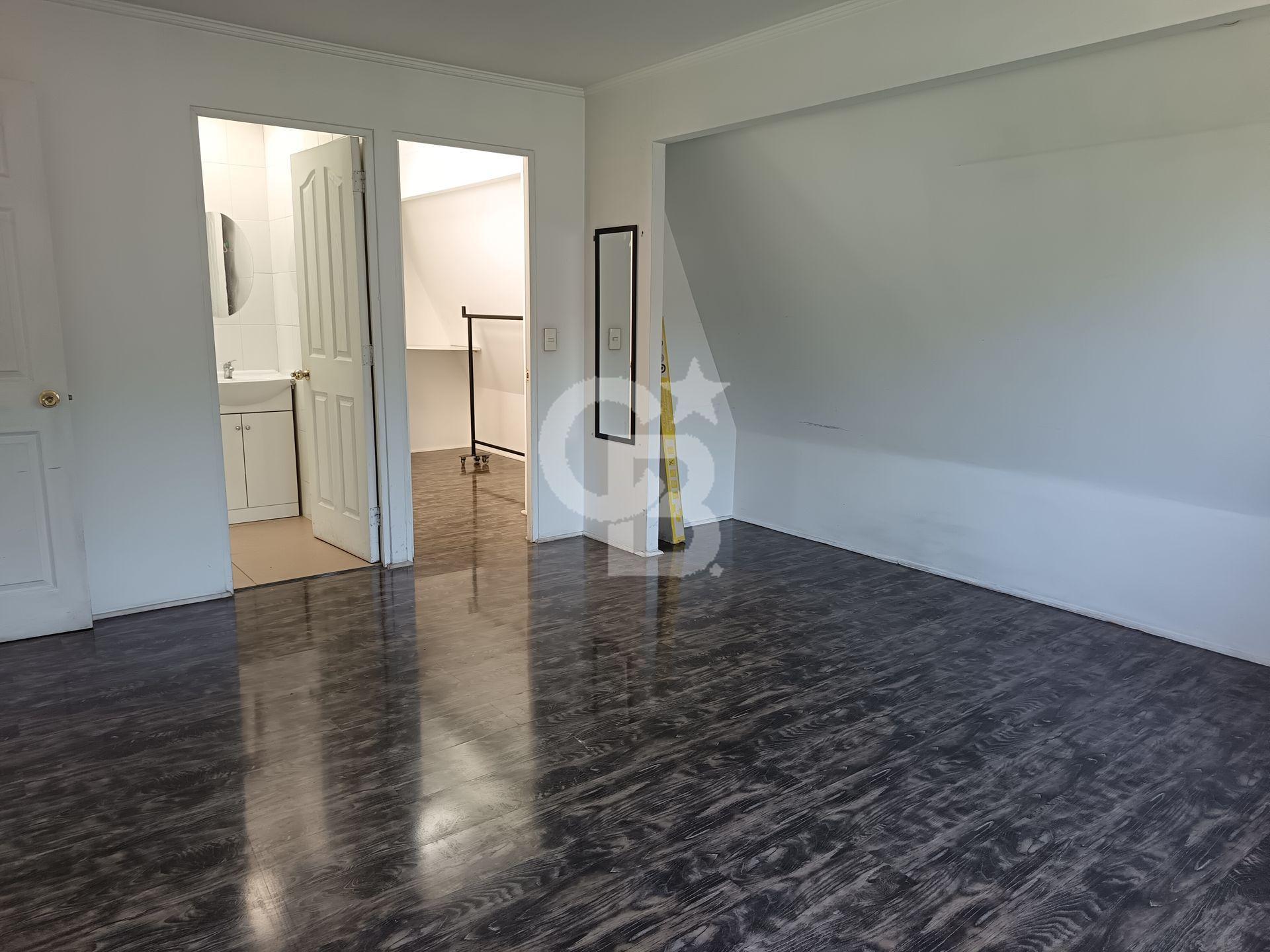 Las Condes, Chile, 6 Bedrooms Bedrooms, ,4 BathroomsBathrooms,Residential,For Sale,1997121