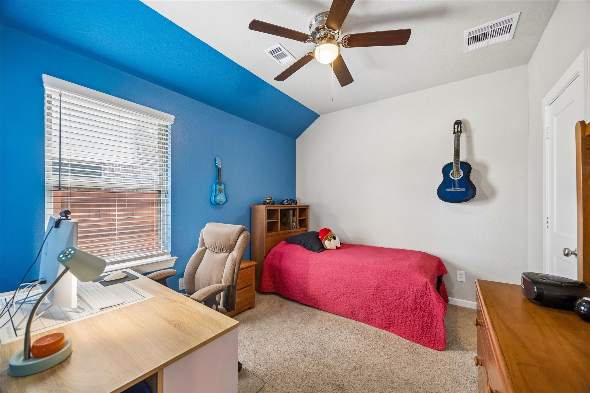  17064 Easter Lily - 物件實景