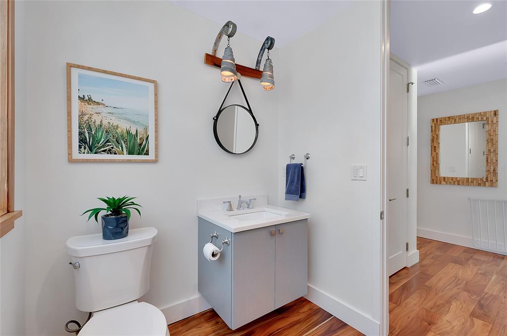 Sarasota, Florida, 34236, United States, 5 Bedrooms Bedrooms, ,6 BathroomsBathrooms,Residential,For Sale,1994803