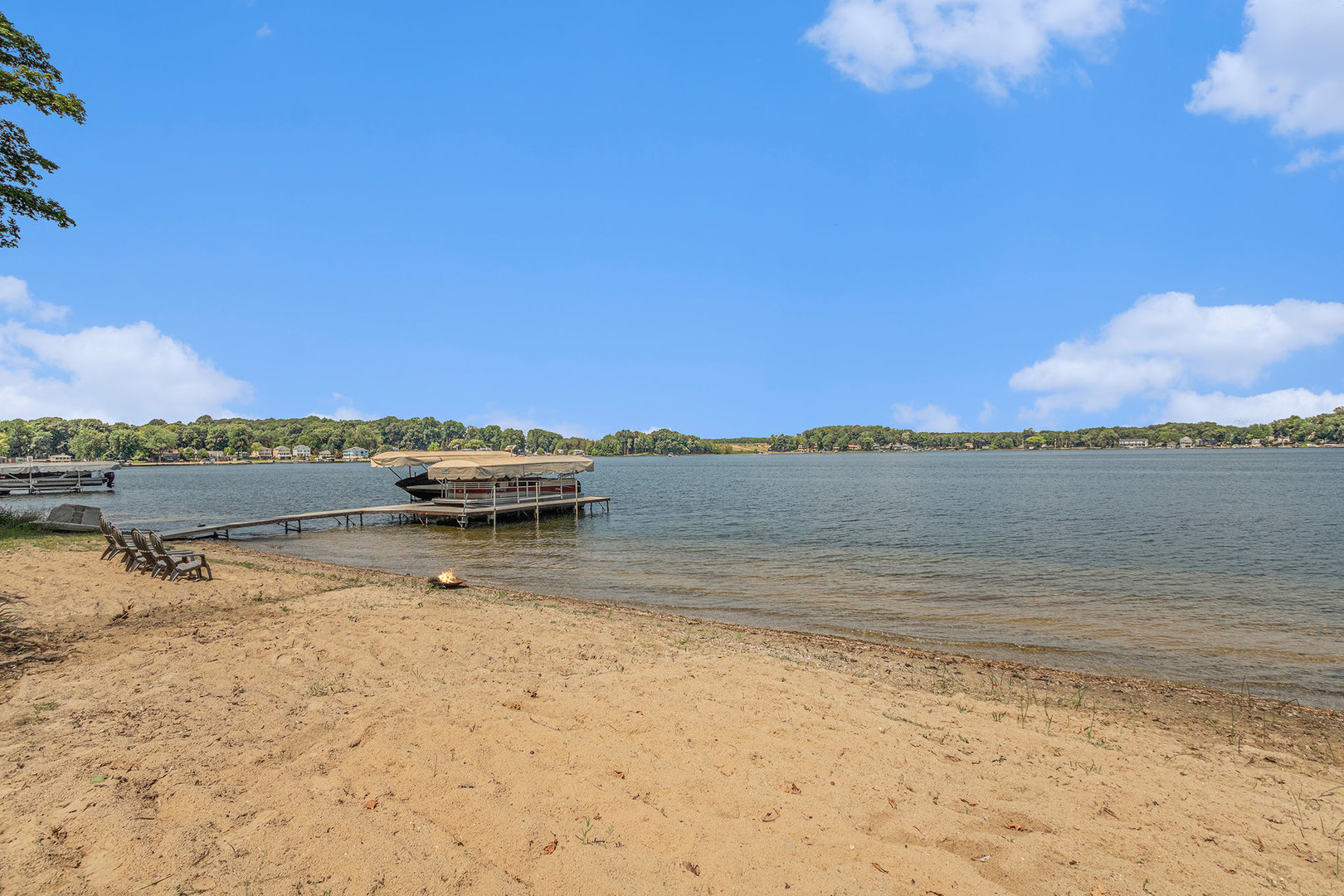 Dowagiac, Michigan, 49047, United States, 4 Bedrooms Bedrooms, ,5 BathroomsBathrooms,Residential,For Sale,1974252