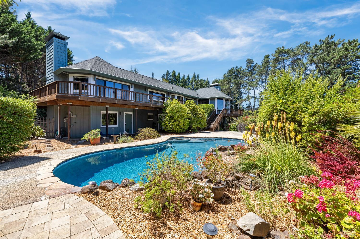 Sebastopol, California, 95472, United States, 4 Bedrooms Bedrooms, ,5 BathroomsBathrooms,Residential,For Sale,1980868