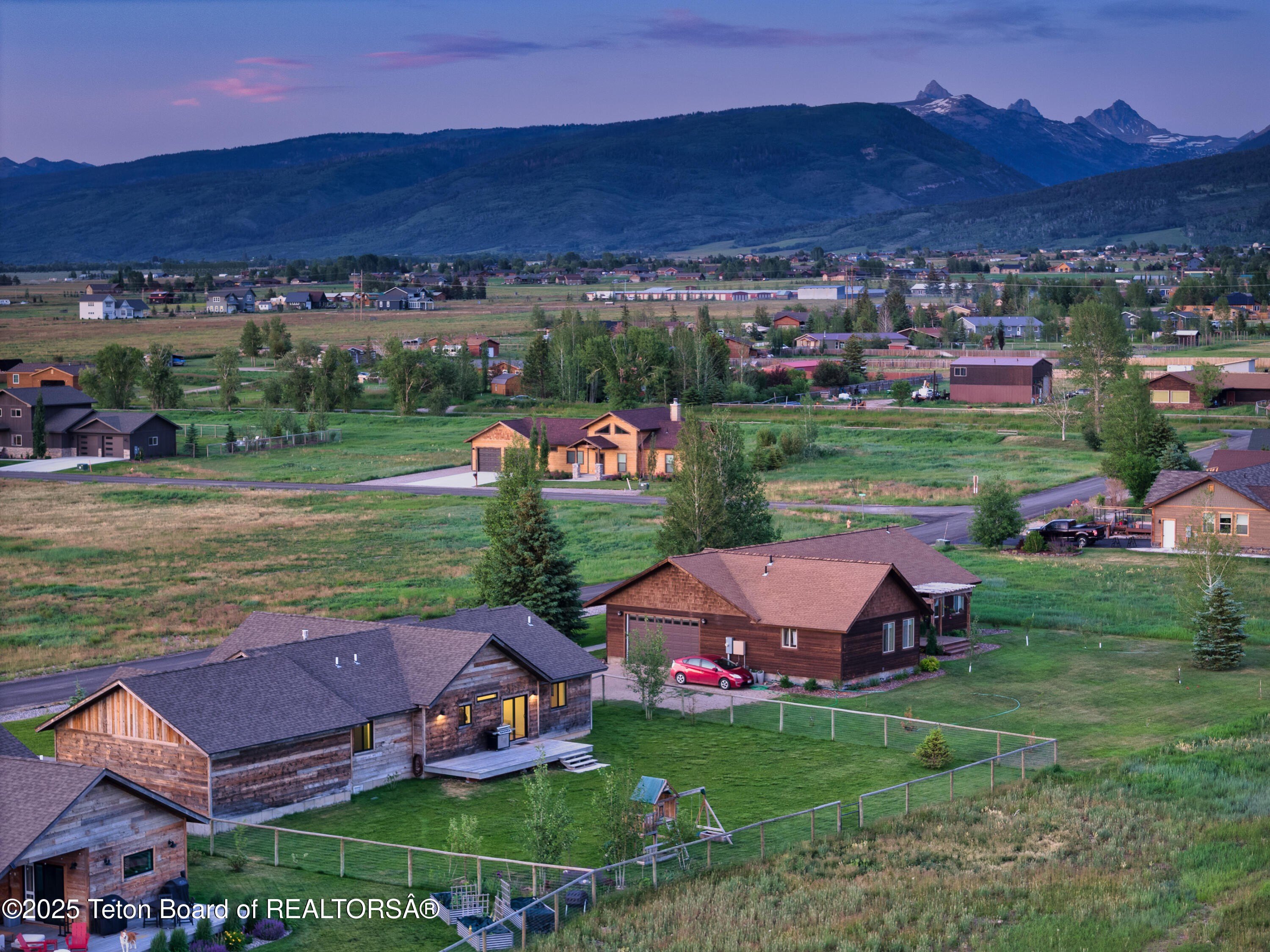 Victor, Idaho, 83455, United States, 3 Bedrooms Bedrooms, ,2 BathroomsBathrooms,Residential,For Sale,1982100