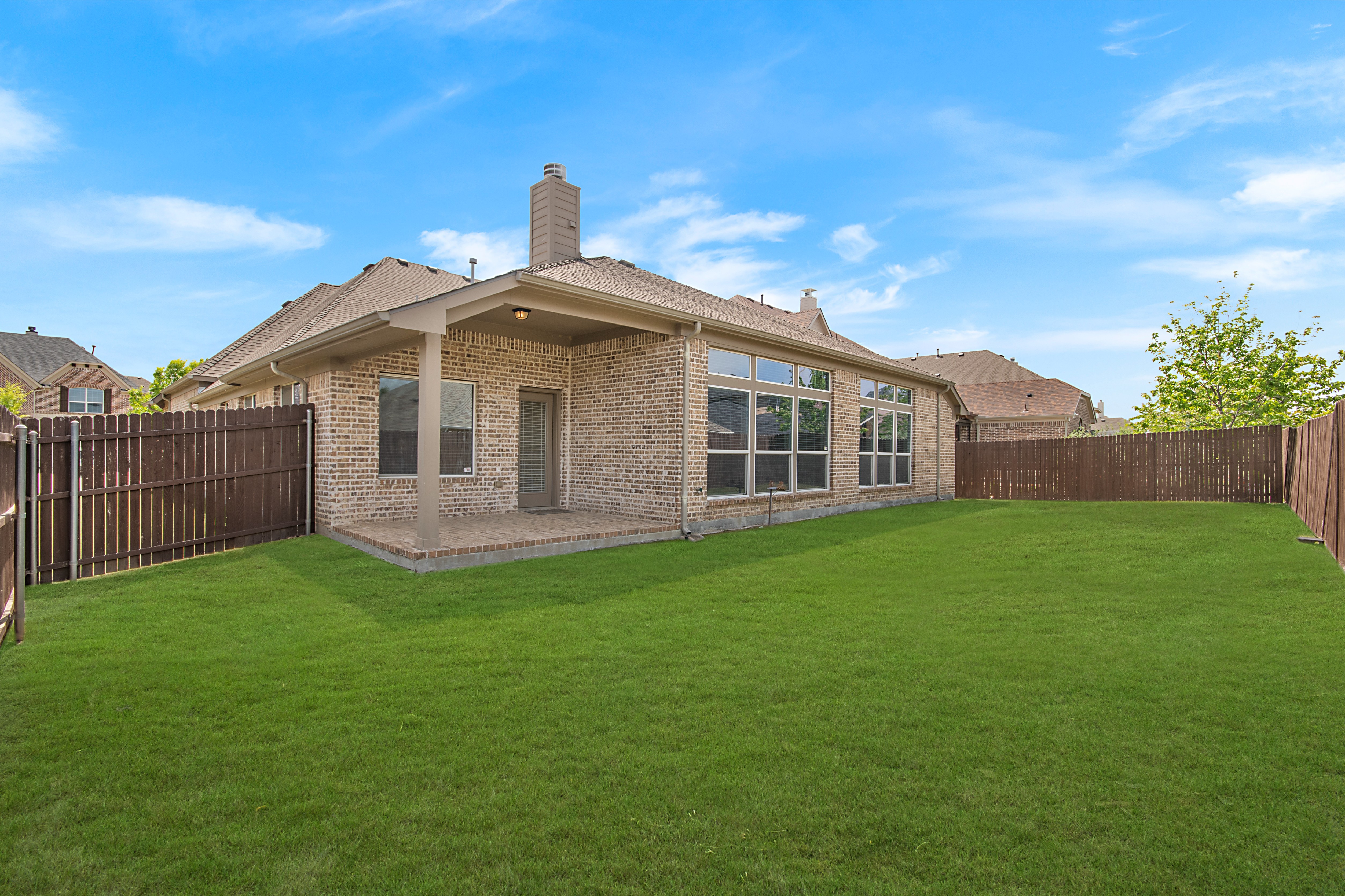  2461 Lakebend Drive, Little Elm, TX, 75068 - 物件實景