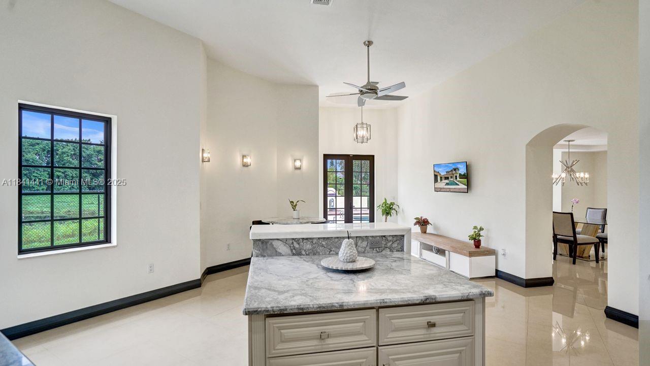 Davie, Florida, 33330, United States, 5 Bedrooms Bedrooms, ,5 BathroomsBathrooms,Residential,For Sale,1896833