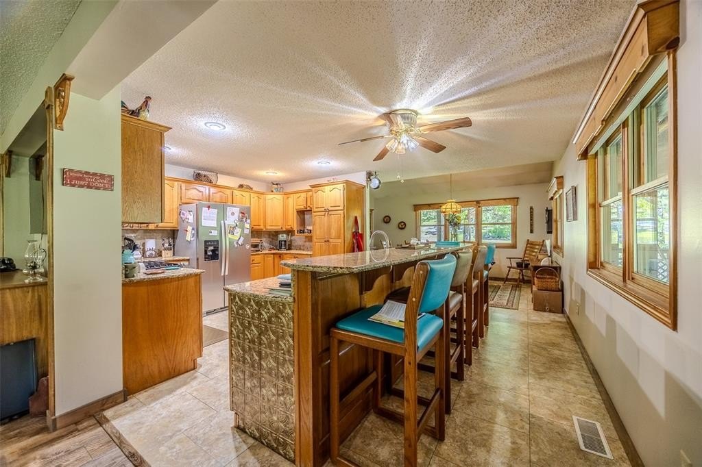 Urbana, Missouri, 65767, United States, 5 Bedrooms Bedrooms, ,4 BathroomsBathrooms,Residential,For Sale,1851017