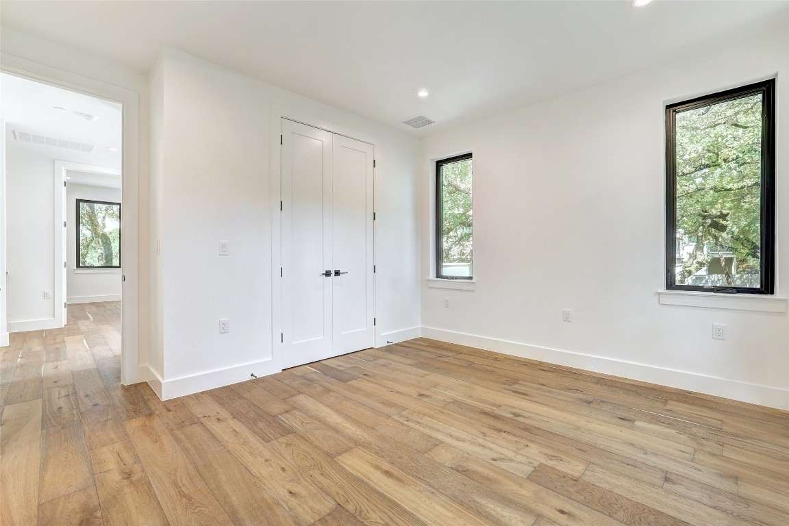 Austin, Texas, 78704, United States, 2 Bedrooms Bedrooms, ,3 BathroomsBathrooms,Residential,For Sale,1848594