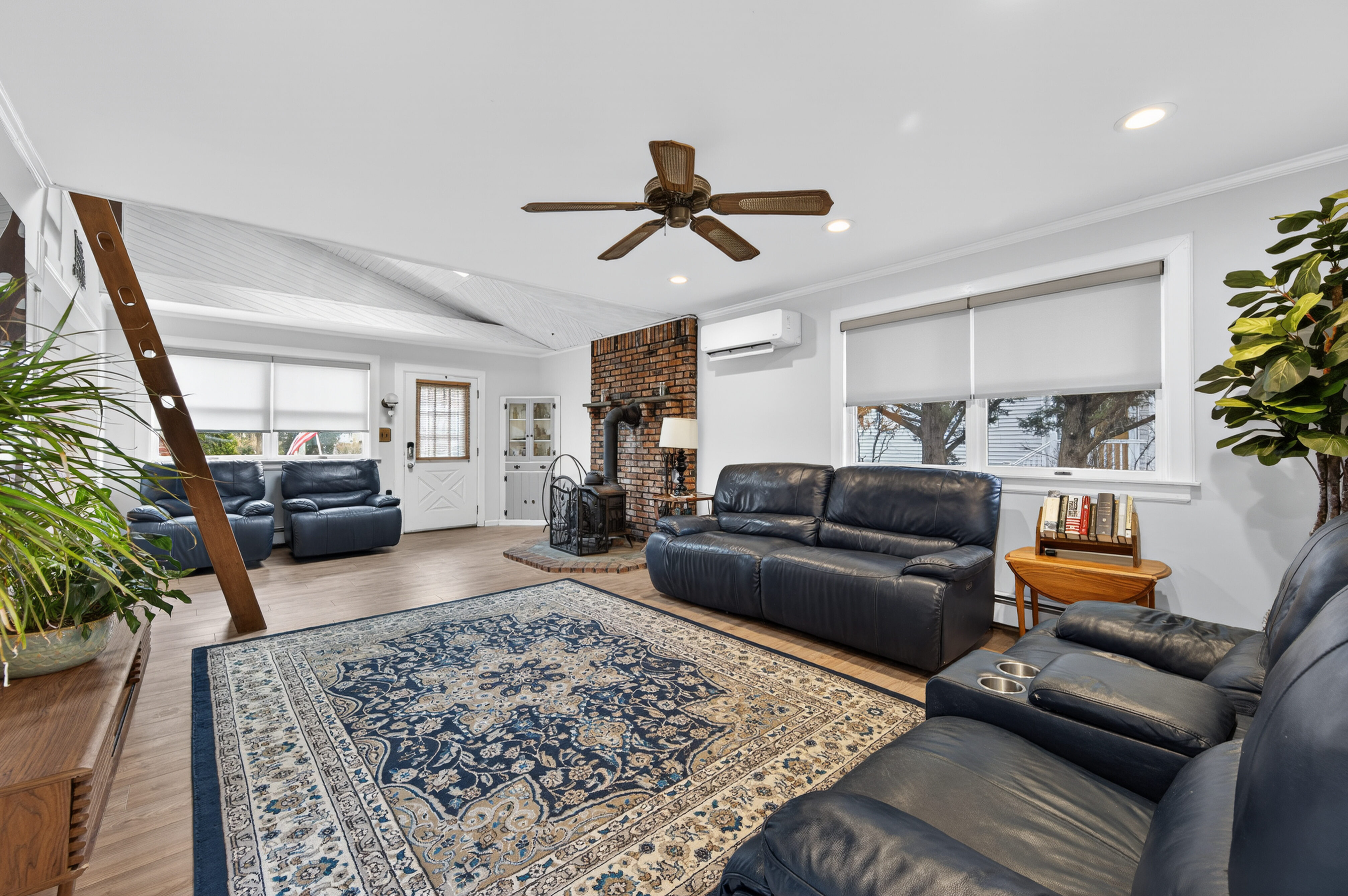  46 Monell Avenue, Islip, NY, 11751 - 物件實景