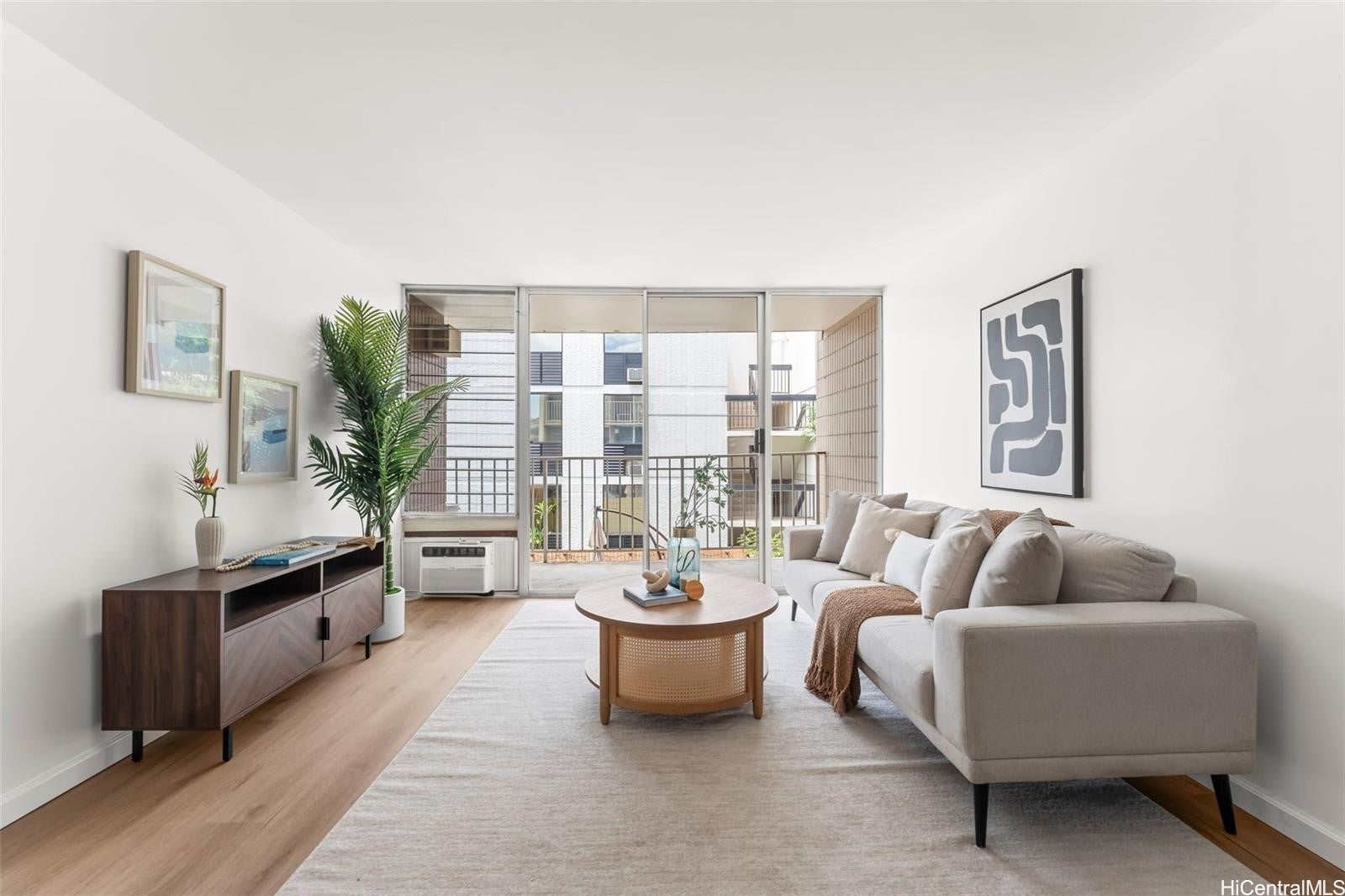 Honolulu, Hawaii, 96818, United States, 3 Bedrooms Bedrooms, ,2 BathroomsBathrooms,Residential,For Sale,2015765