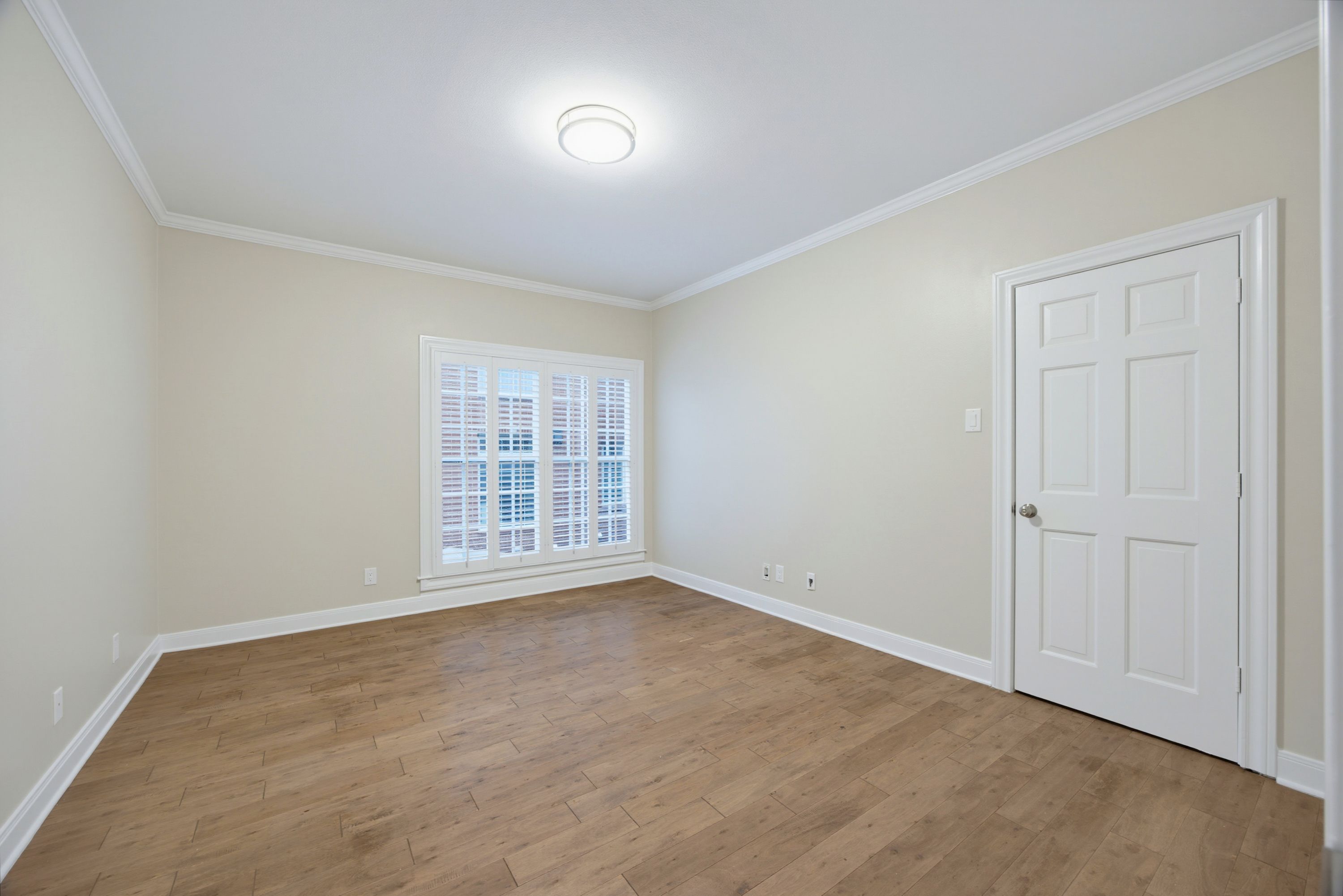  Highland Park Fabulous Three Bedroom Corner Condo at The Savoy, HPISD - 物件實景