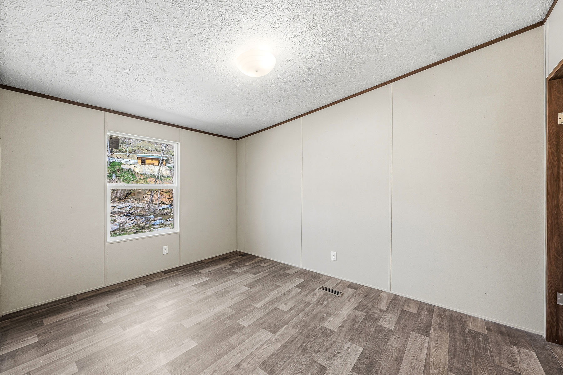  HENDERSONVILLE - 物件實景