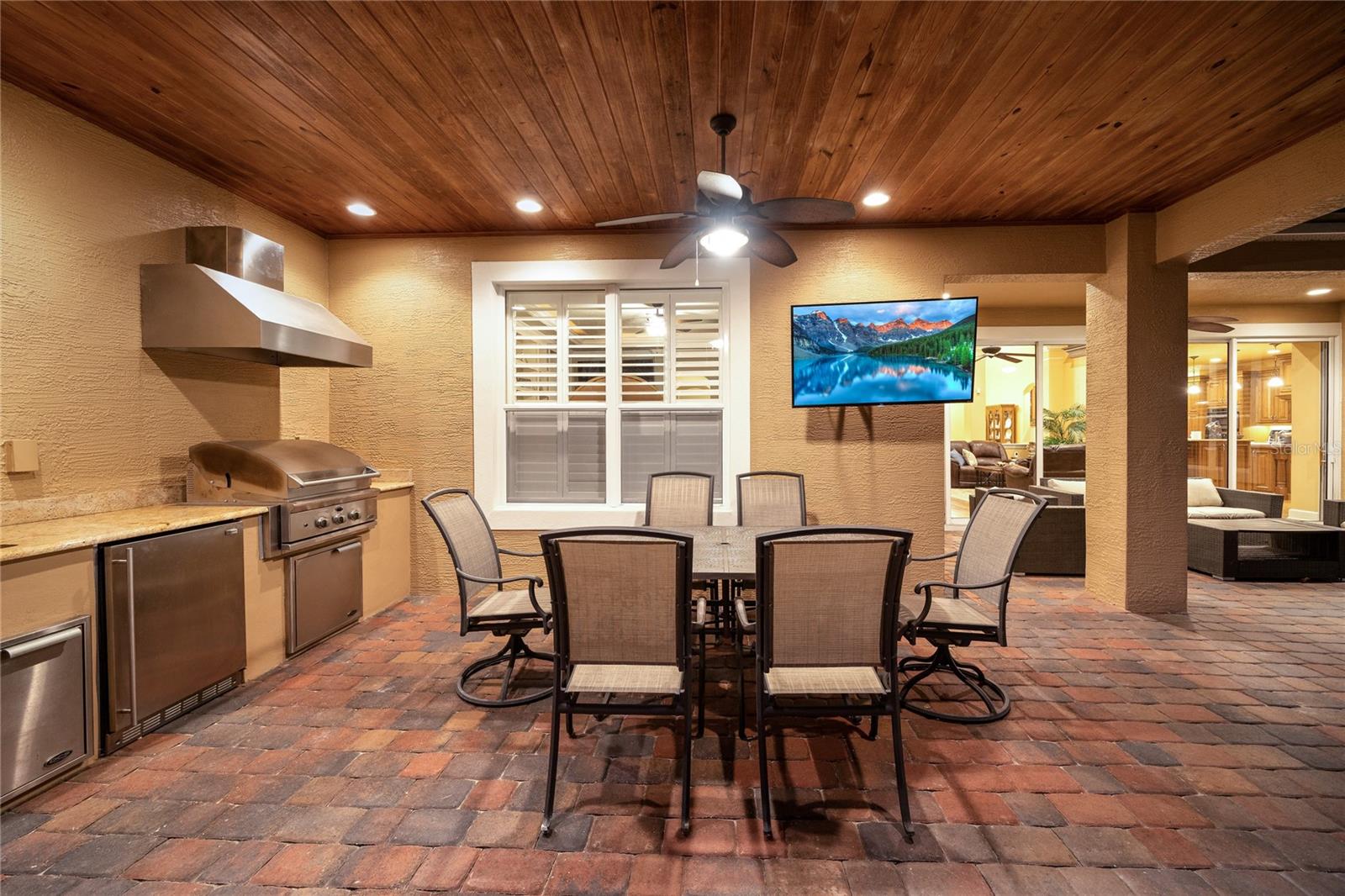 Sanford, Florida, 32771, United States, 4 Bedrooms Bedrooms, ,3 BathroomsBathrooms,Residential,For Sale,1987443