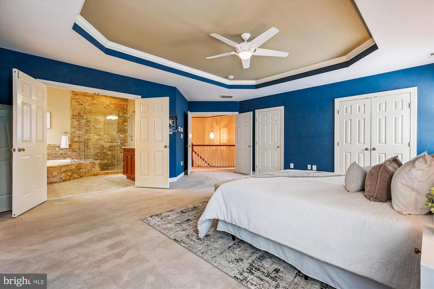 Gaithersburg, Maryland, 20878, United States, 5 Bedrooms Bedrooms, ,5 BathroomsBathrooms,Residential,For Sale,1907649