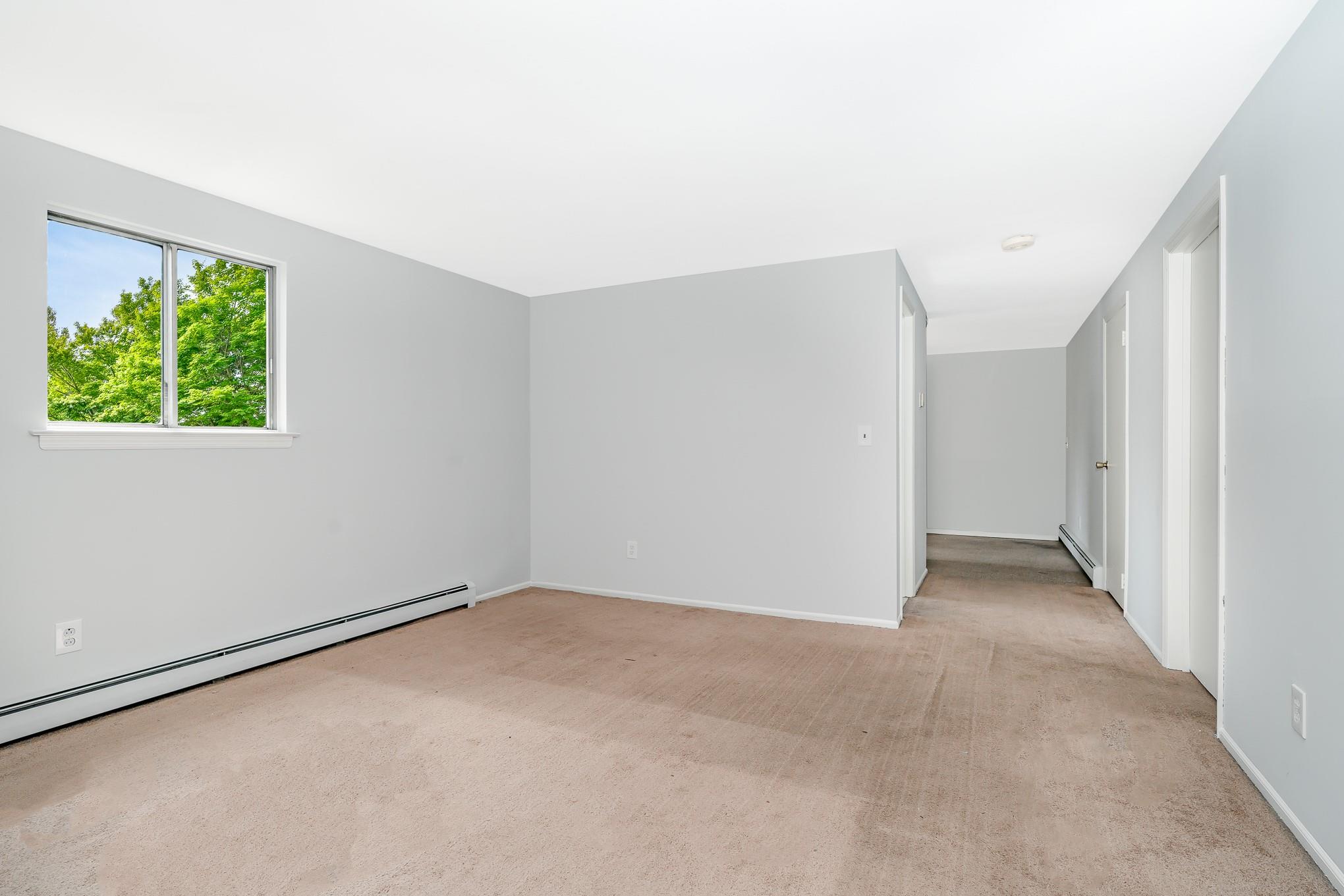 Massapequa, New York, 11758, United States, 4 Bedrooms Bedrooms, ,2 BathroomsBathrooms,Residential,For Sale,1887450