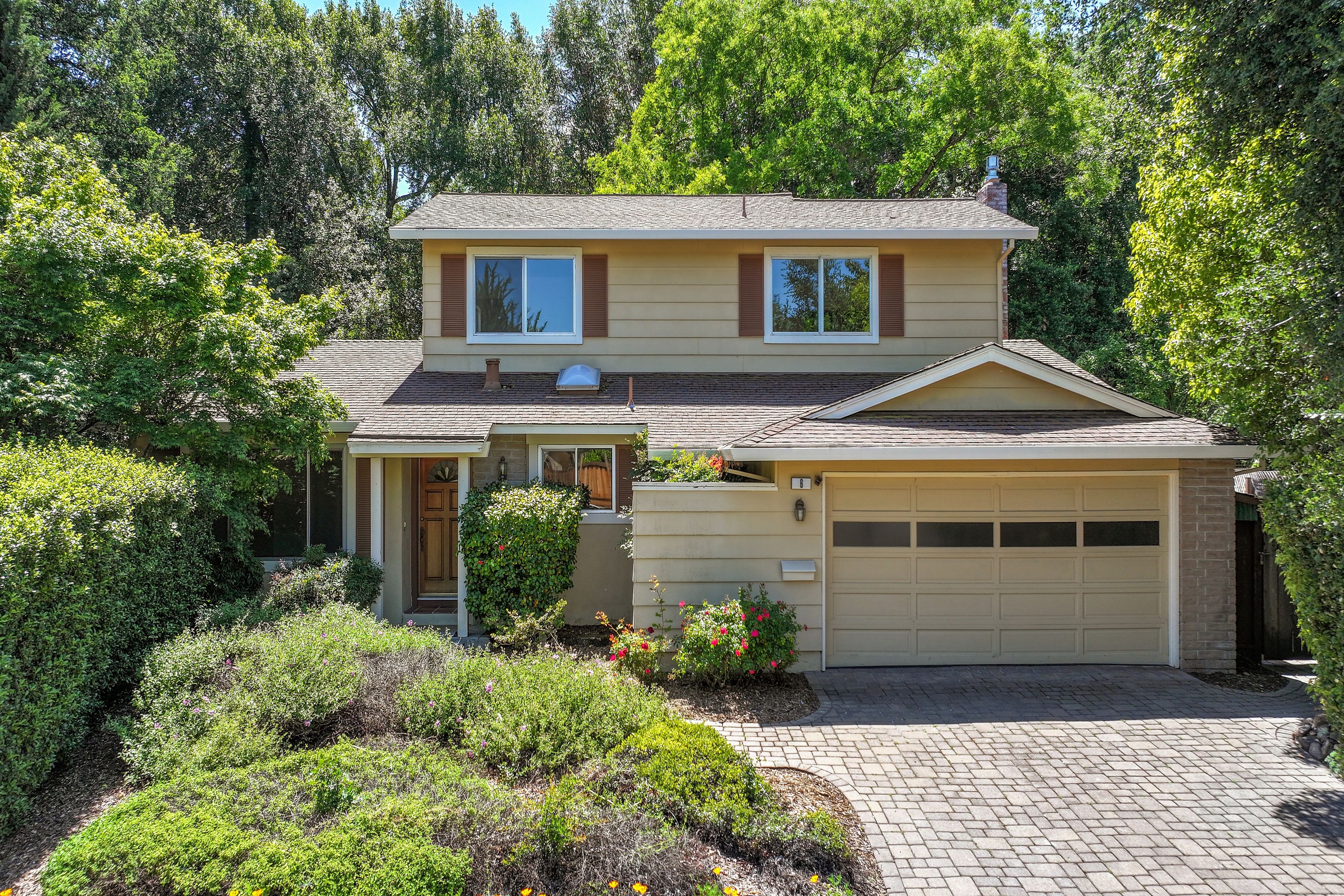  Expansive San Marin Home with Pool - 物件實景