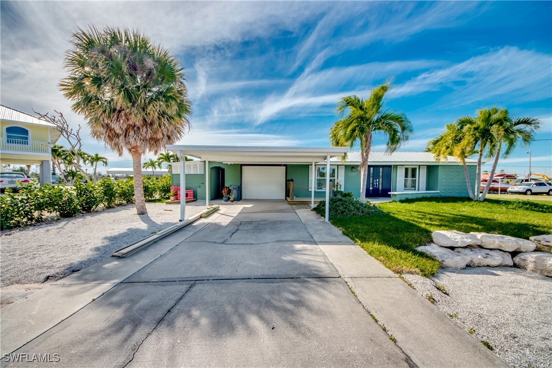 St James City, Florida, 33956, United States, 2 Bedrooms Bedrooms, ,2 BathroomsBathrooms,Residential,For Sale,1920823