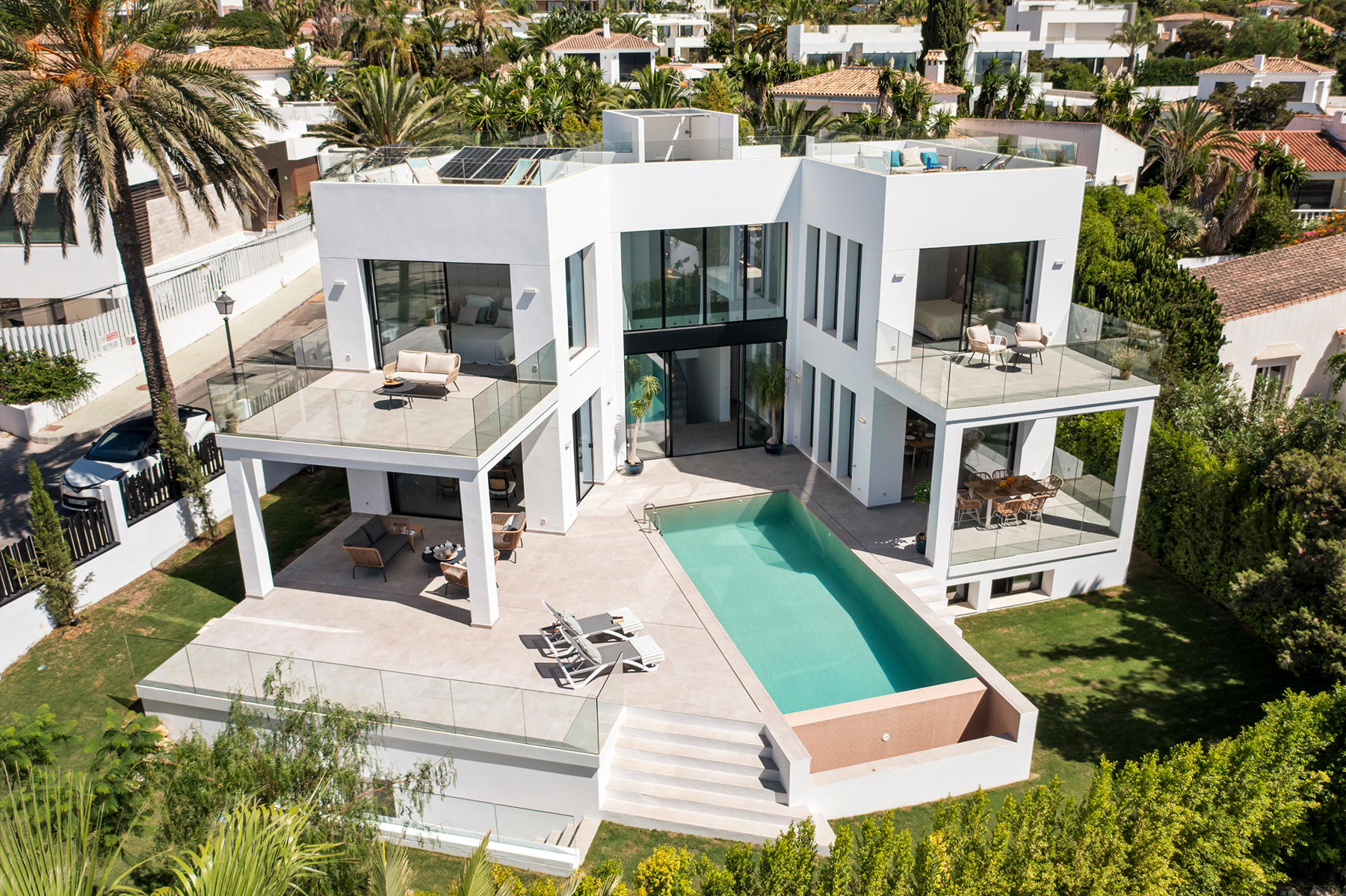  Newly Built Villa a Short Walk to the Beach in the Prestigious Marbesa Area - 物件實景