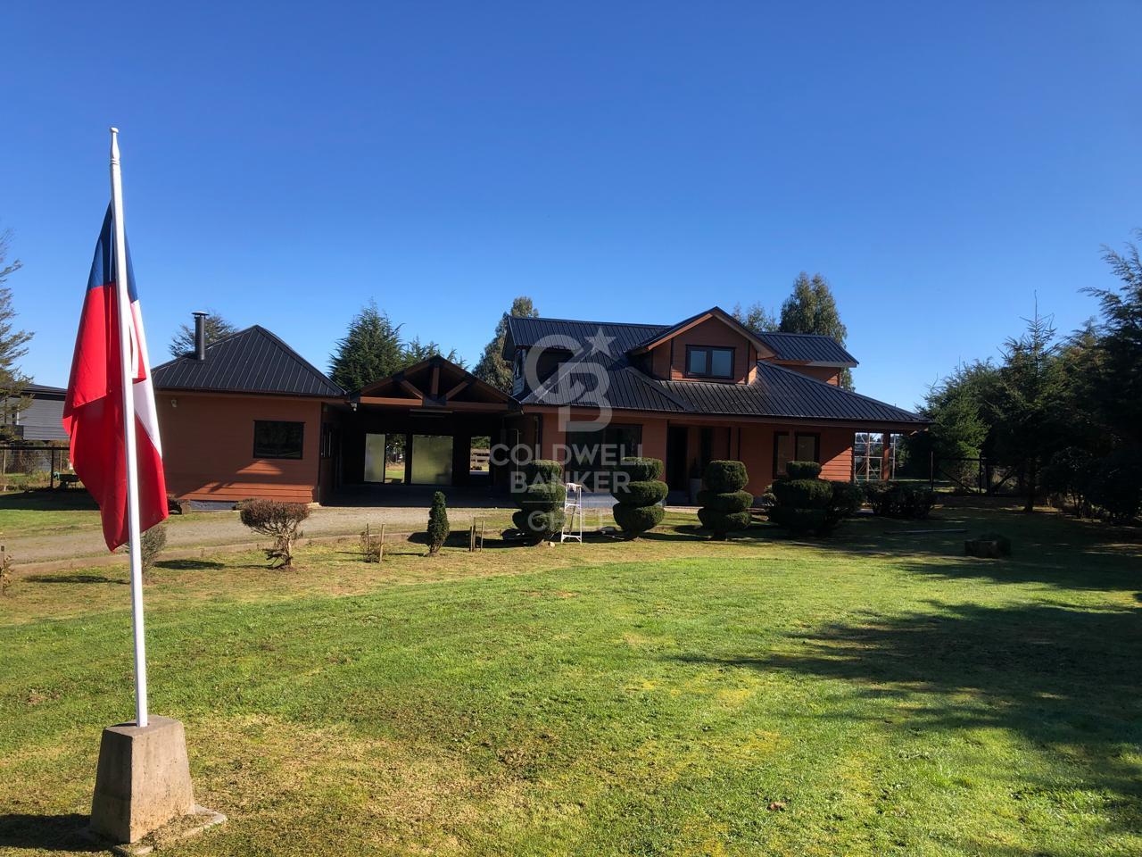 Puerto Varas, Chile, 5 Bedrooms Bedrooms, ,5 BathroomsBathrooms,Residential,For Sale,1957835