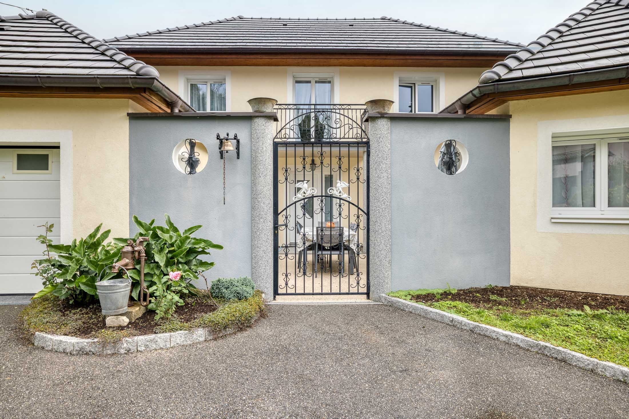  Elegant contemporary house in Bourget-du-Lac - 物件實景