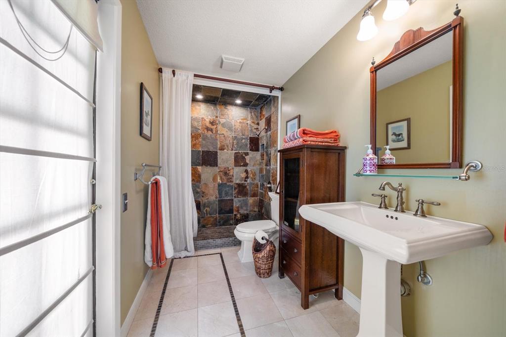 Dunedin, Florida, 34698, United States, 4 Bedrooms Bedrooms, ,3 BathroomsBathrooms,Residential,For Sale,1995790