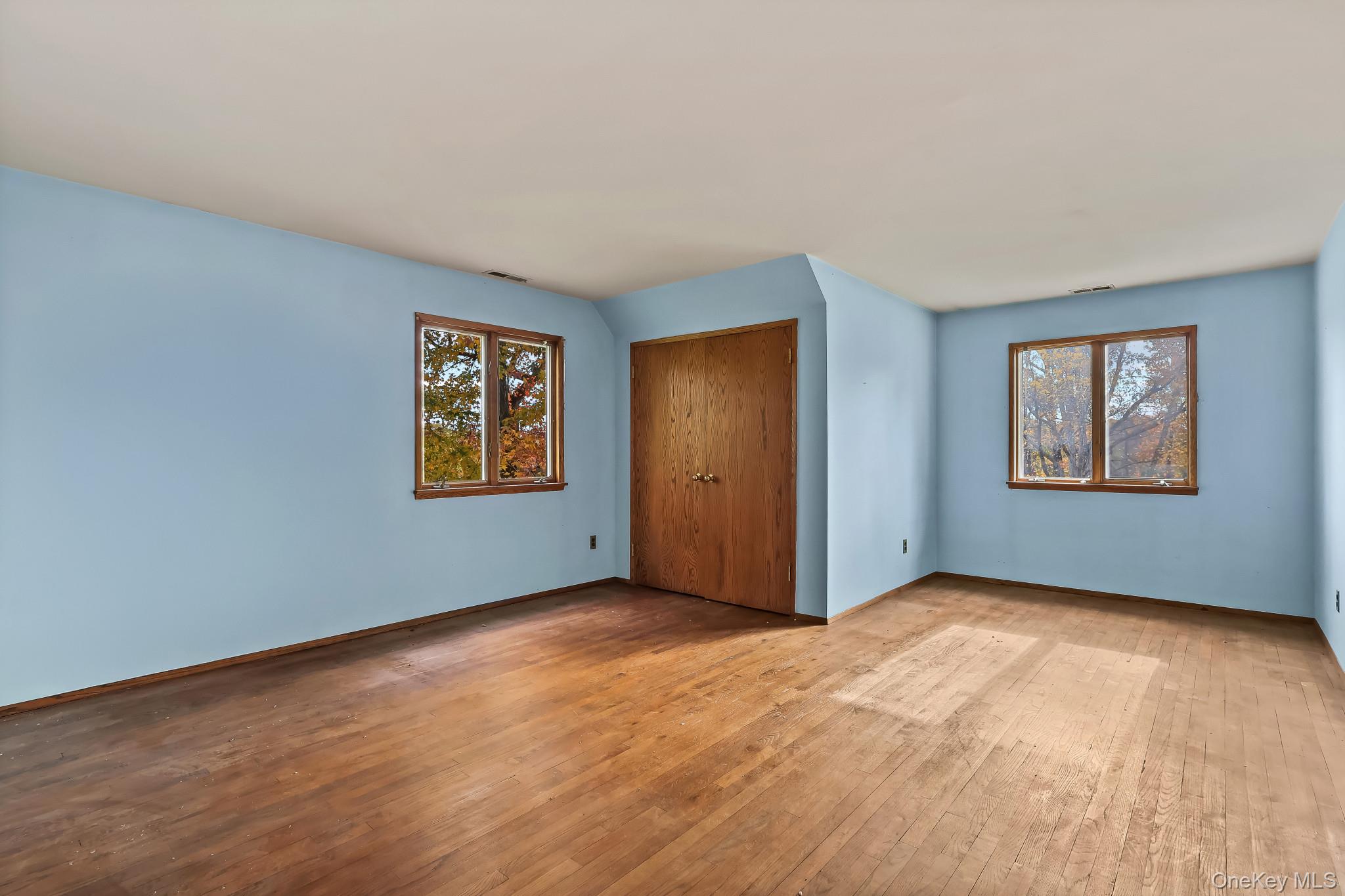 Harrison, New York, 10528, United States, 4 Bedrooms Bedrooms, ,5 BathroomsBathrooms,Residential,For Sale,1989402