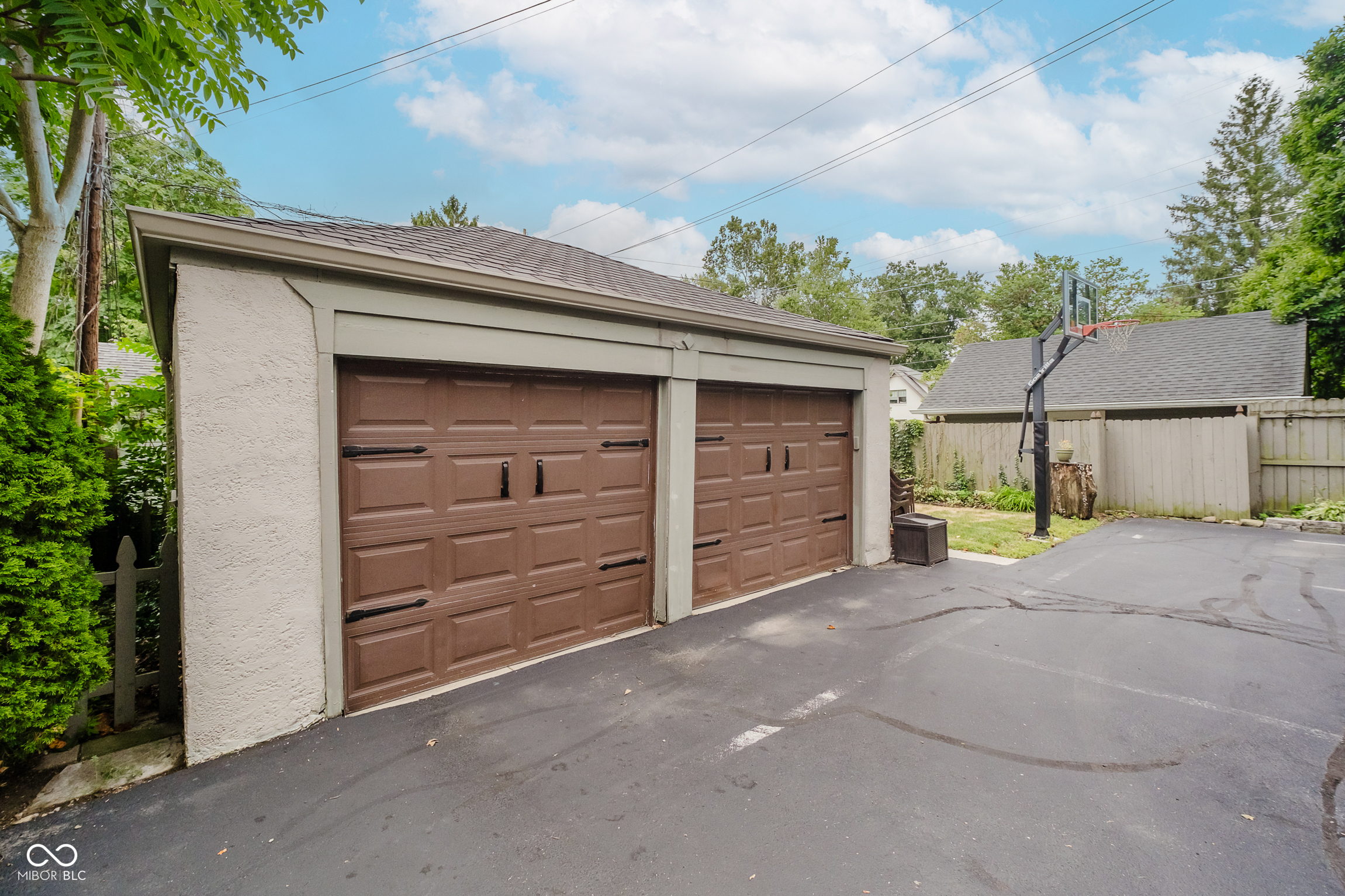 Indianapolis, Indiana, 46208, United States, 4 Bedrooms Bedrooms, ,4 BathroomsBathrooms,Residential,For Sale,1979379