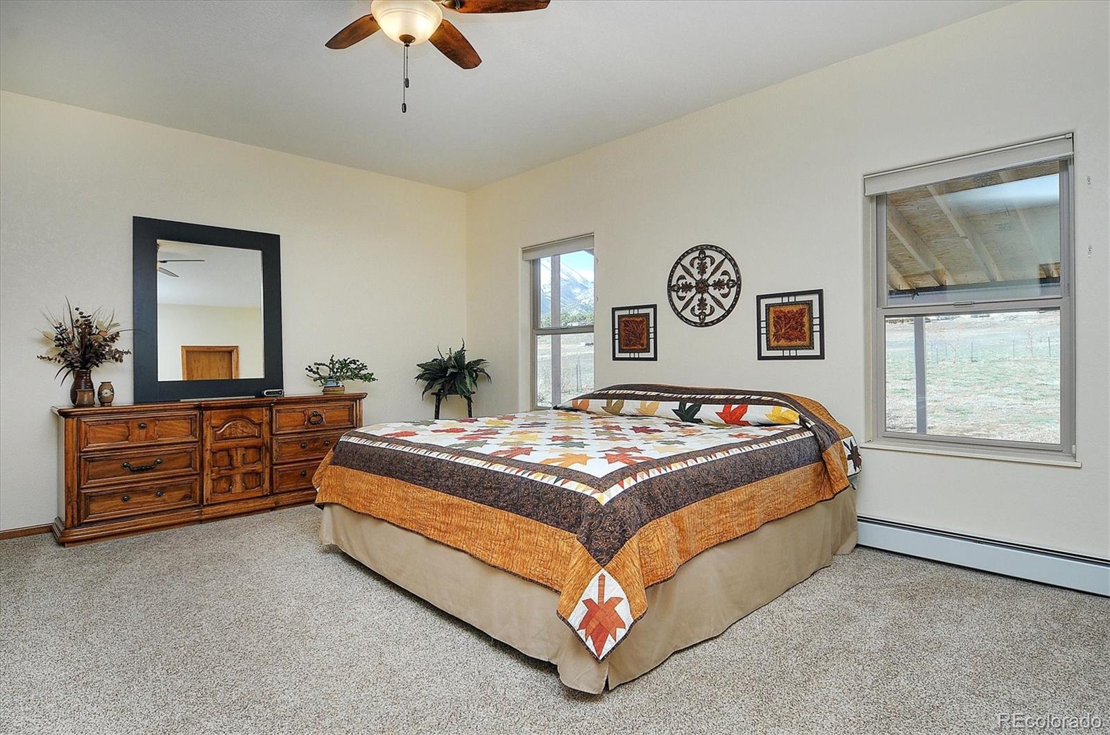 Howard, Colorado, 81233, United States, 4 Bedrooms Bedrooms, ,1 BathroomBathrooms,Residential,For Sale,1921674