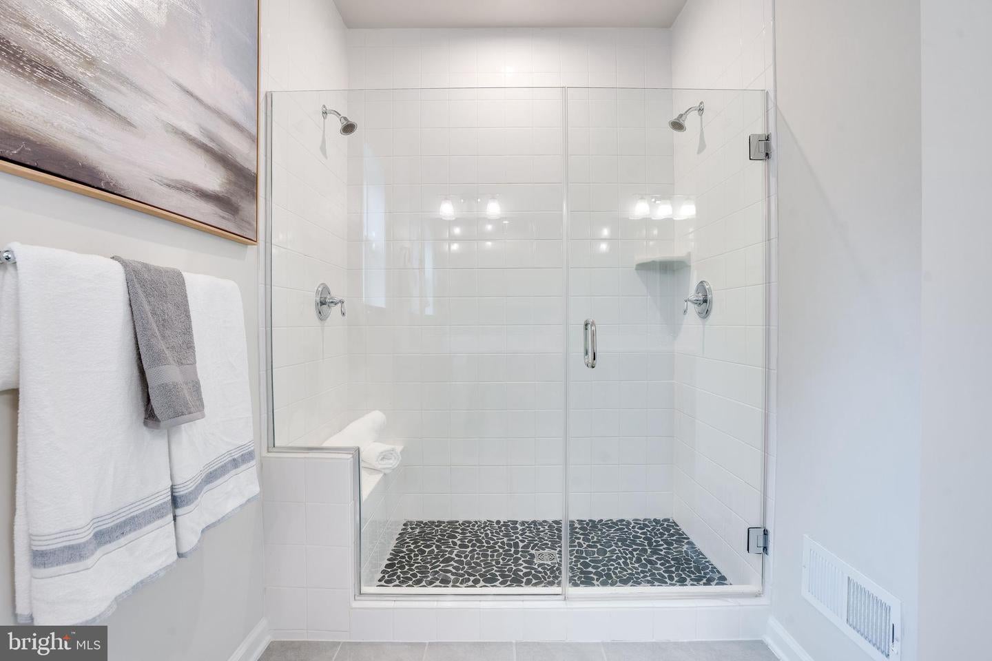 LAUREL, Maryland, 20724, United States, 3 Bedrooms Bedrooms, ,4 BathroomsBathrooms,Residential,For Sale,1924379