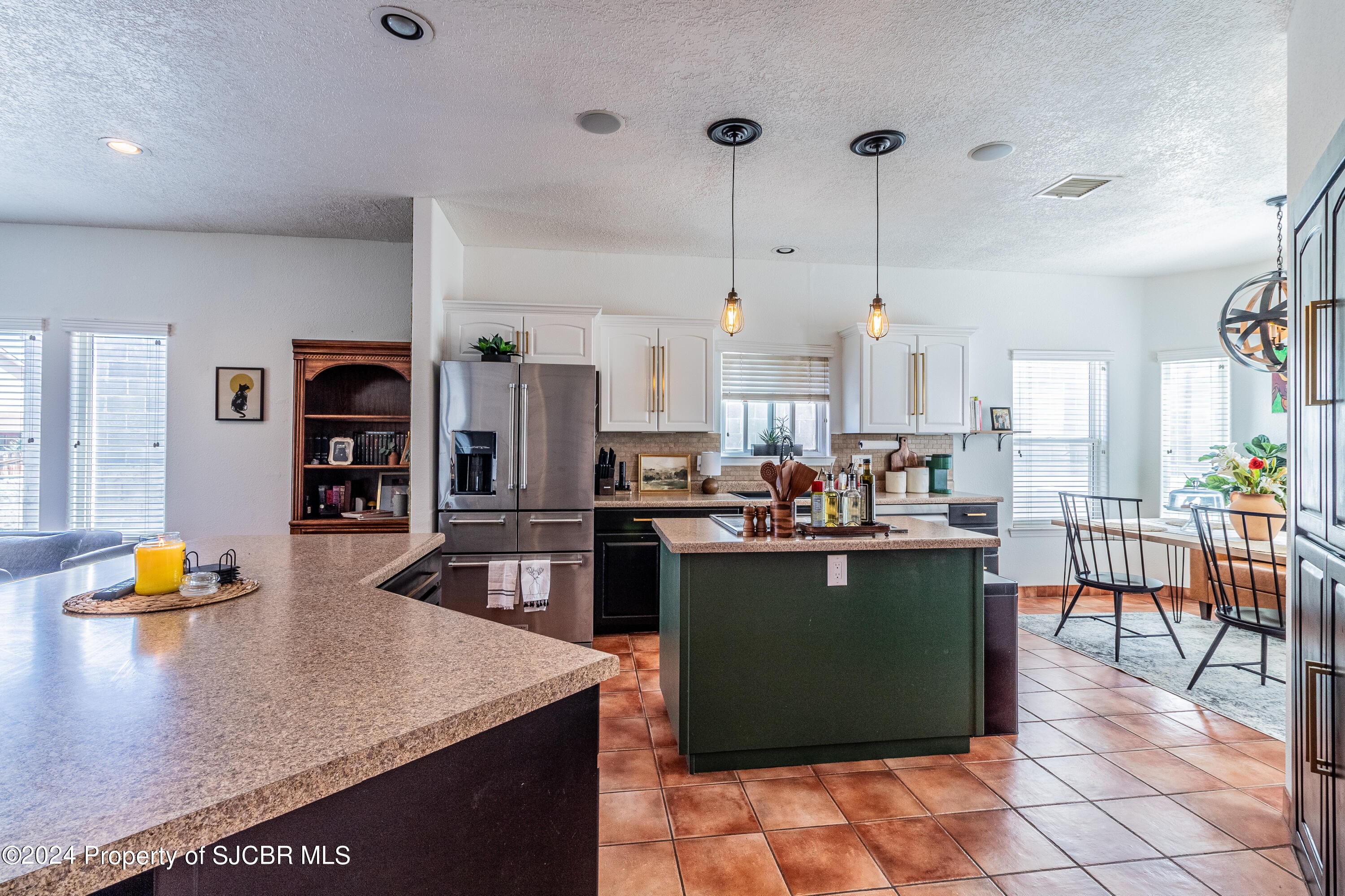 610 CERRILLOS Drive, Farmington, New Mexico, 87401, United States, 4 Bedrooms Bedrooms, ,4 BathroomsBathrooms,Residential,For Sale,610 CERRILLOS Drive,1623720