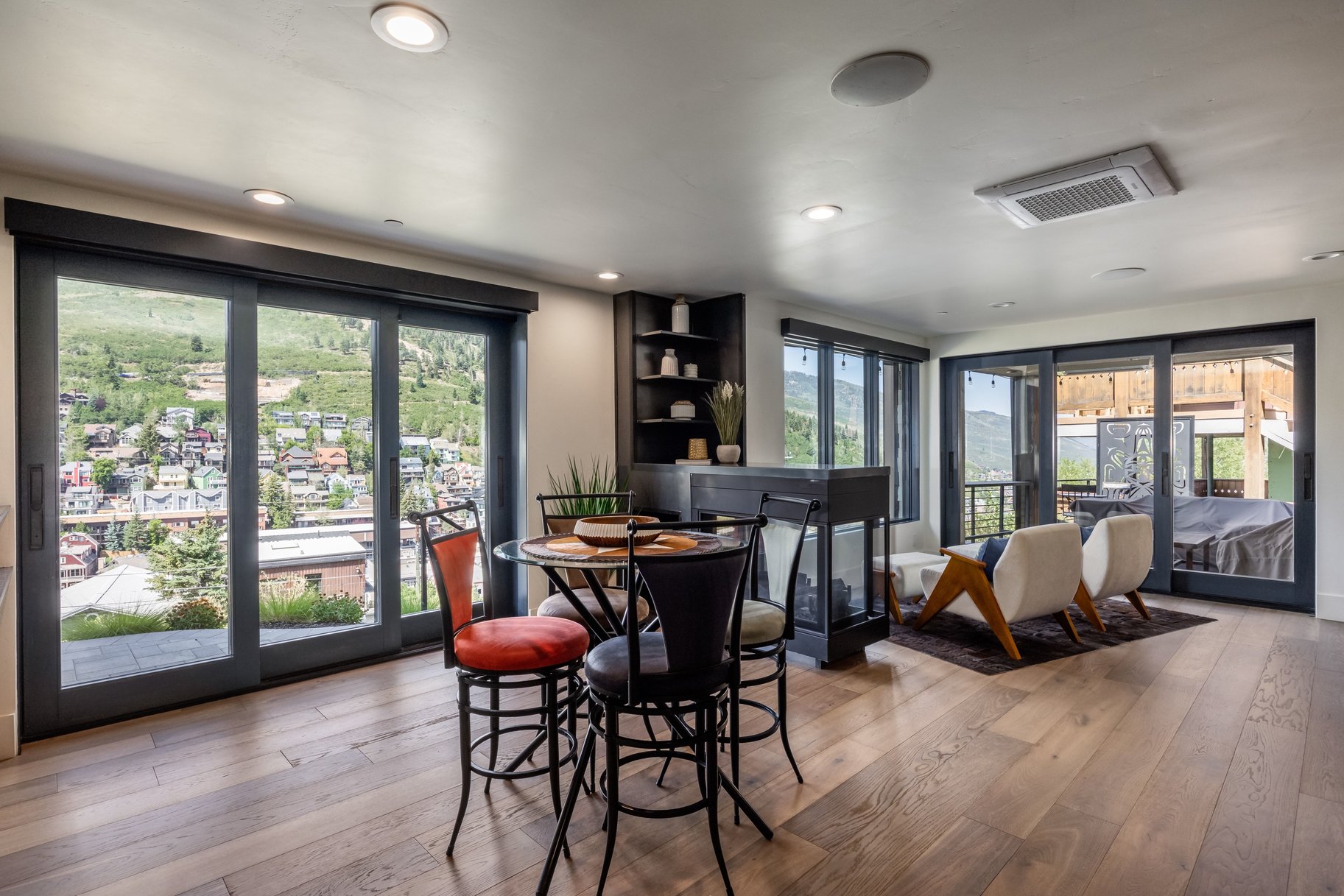  Mountain Modern Masterpiece with Sweeping Old Town and Ski Area Views - 物件實景