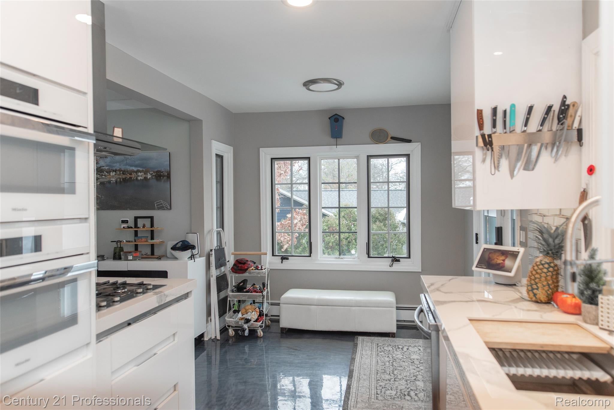 LakeOrion, Michigan, 48362, United States, 2 Bedrooms Bedrooms, ,2 BathroomsBathrooms,Residential,For Sale,2005398