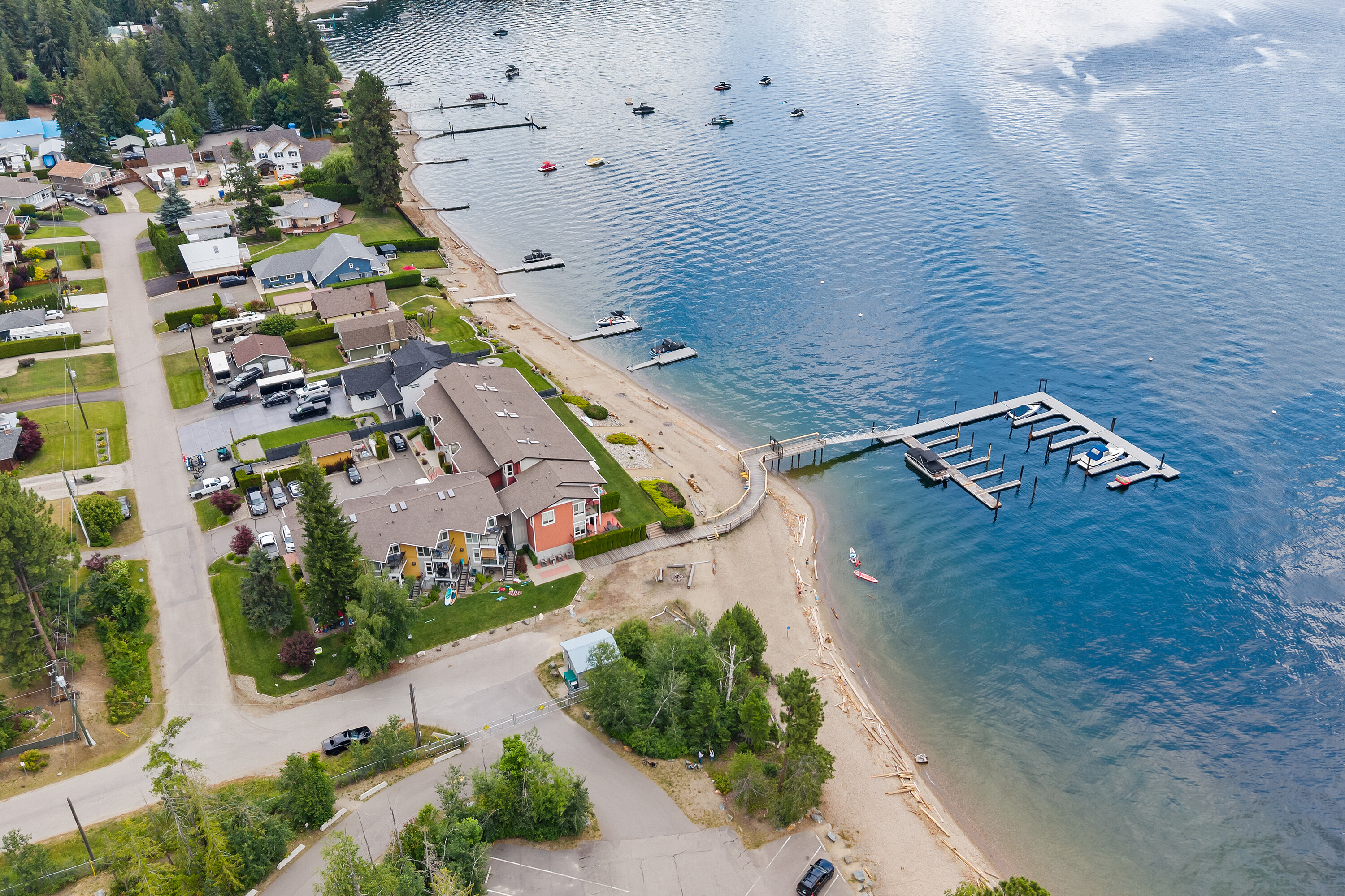  Premier Lakeshore Living - 物件實景