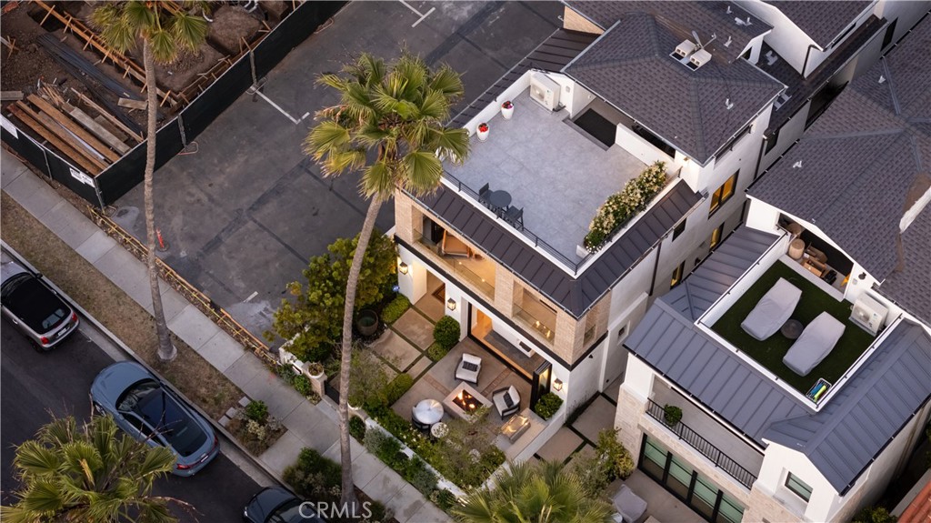 Corona del Mar, California, 92625, United States, 3 Bedrooms Bedrooms, ,4 BathroomsBathrooms,Residential,For Sale,1837053